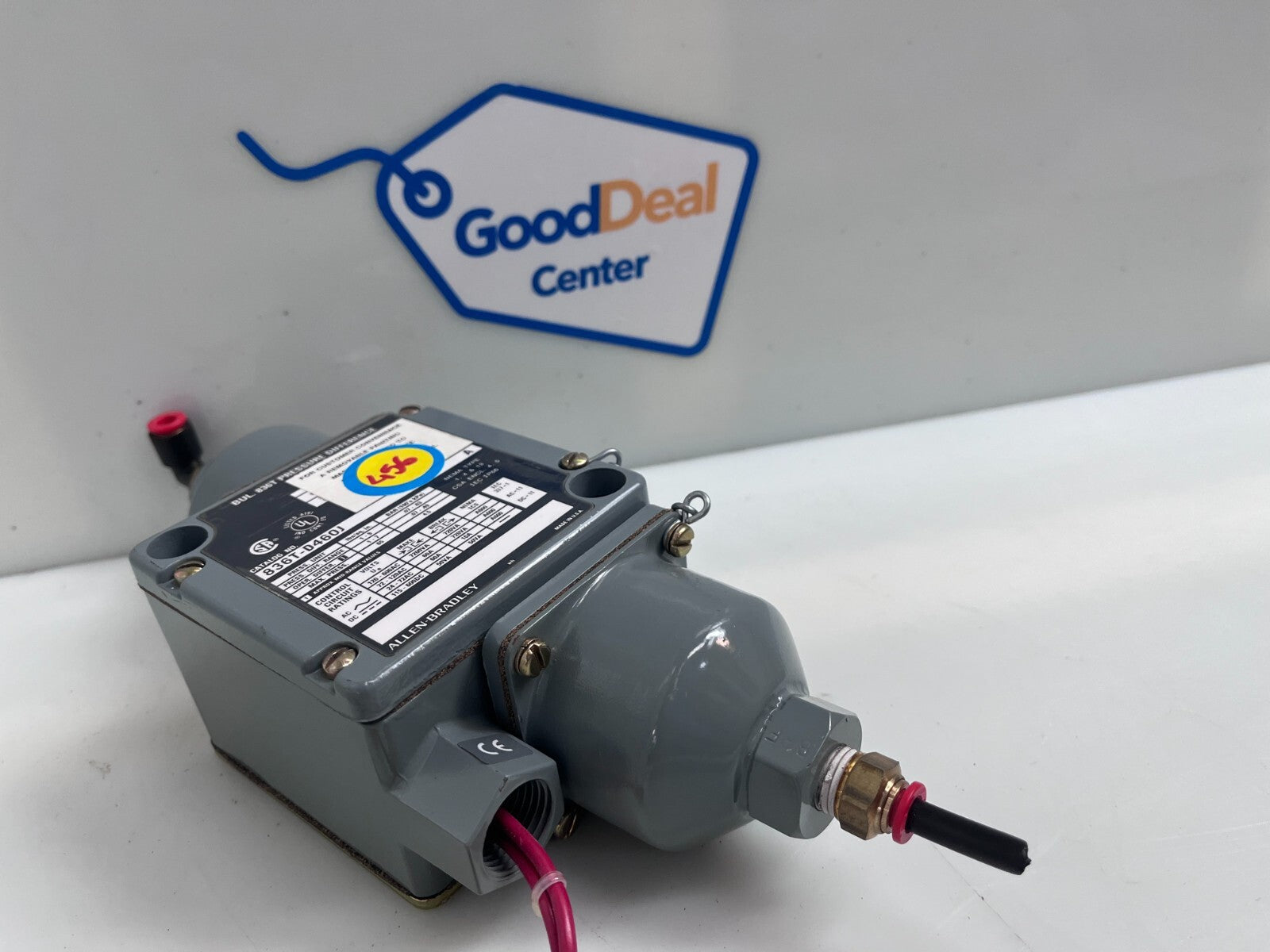 ALLEN-BRADLEY 836T-D460J SER A PRESSURE DIFFERENCE CONTROL SWITCH