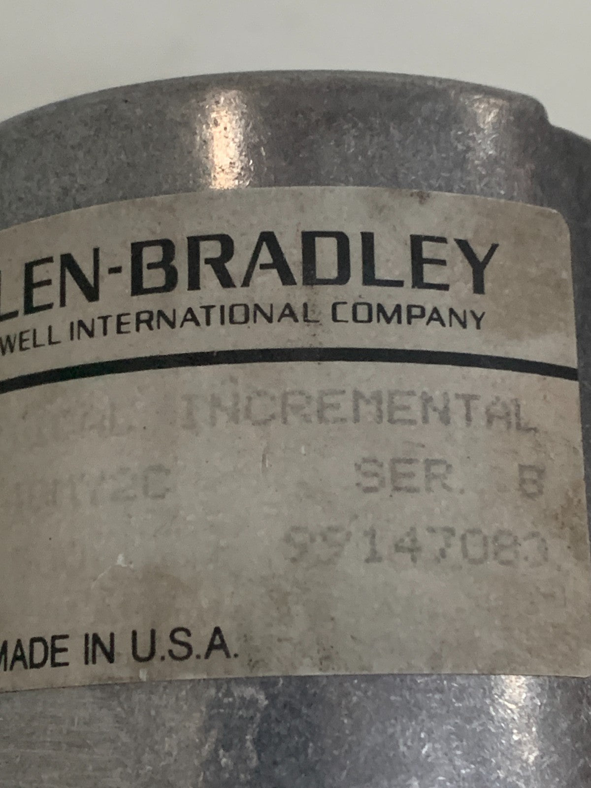 ALLEN BRADLEY ENCODER 845H-SJHZ 4 4OMY2C
