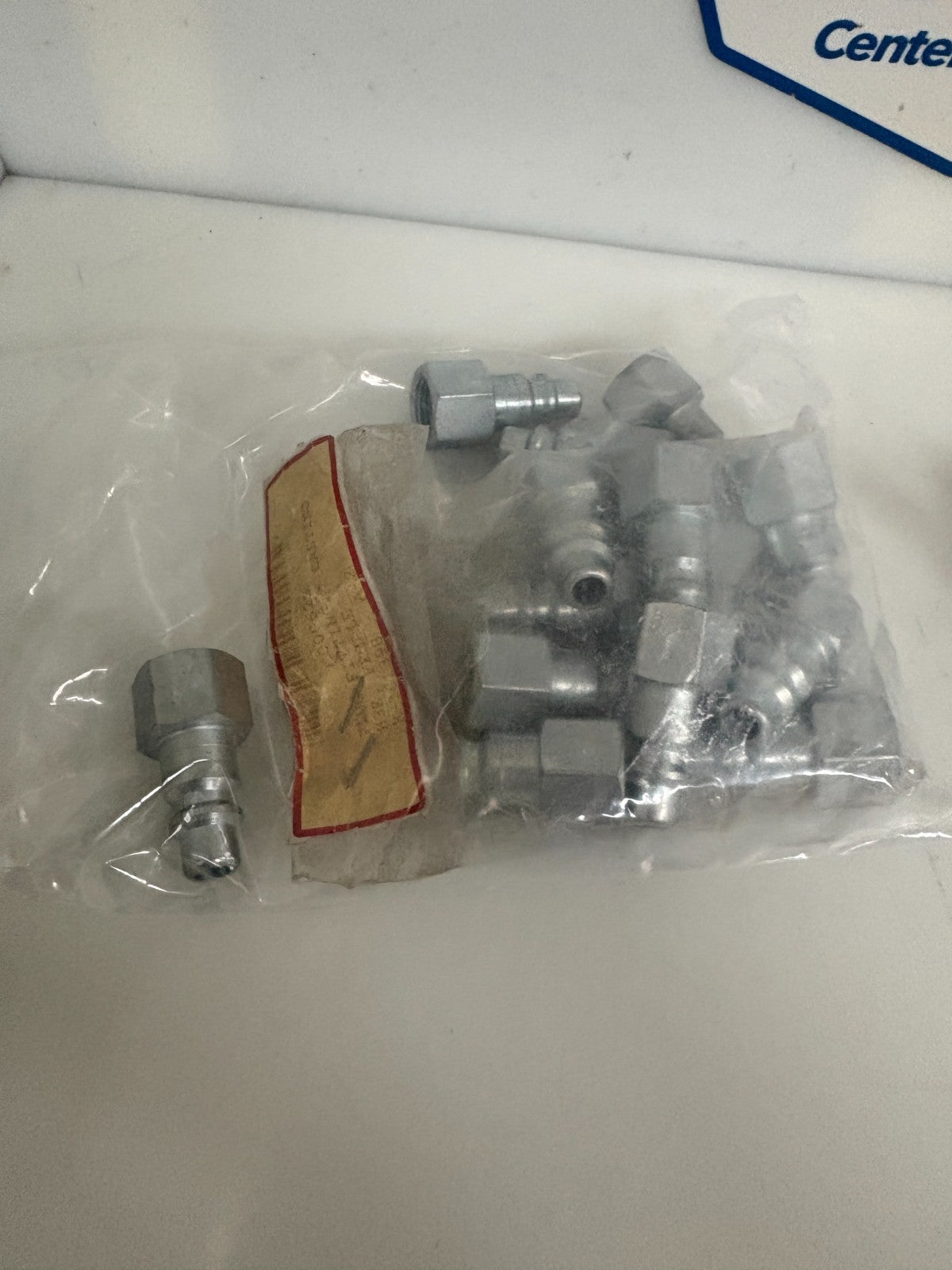 LOT OF 16 PARKER NON VALVED NIPPLE H3E2