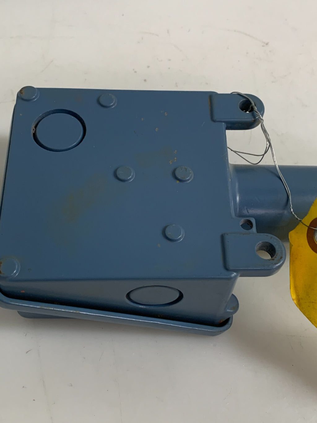 OMEGA PRESSURE SWITCH 10 TO 100 PSI PSW-120