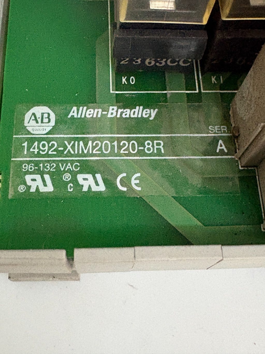ALLEN BRADLEY 8 RELAY MODULE 1492-XIM 20120-BR1