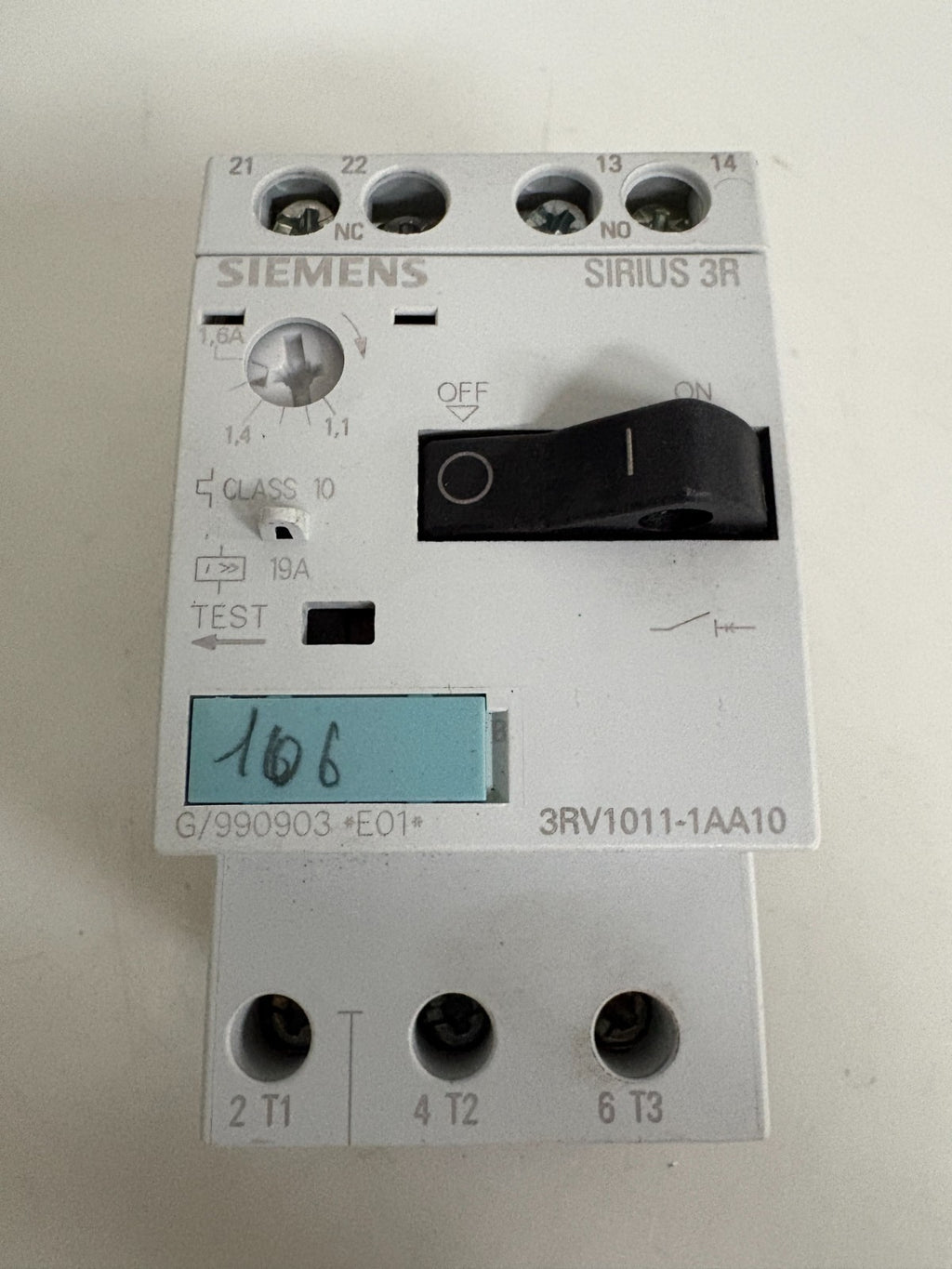 SIEMENS MOTOR CIRCUIT BREAKER 3RV1011-1AA10
