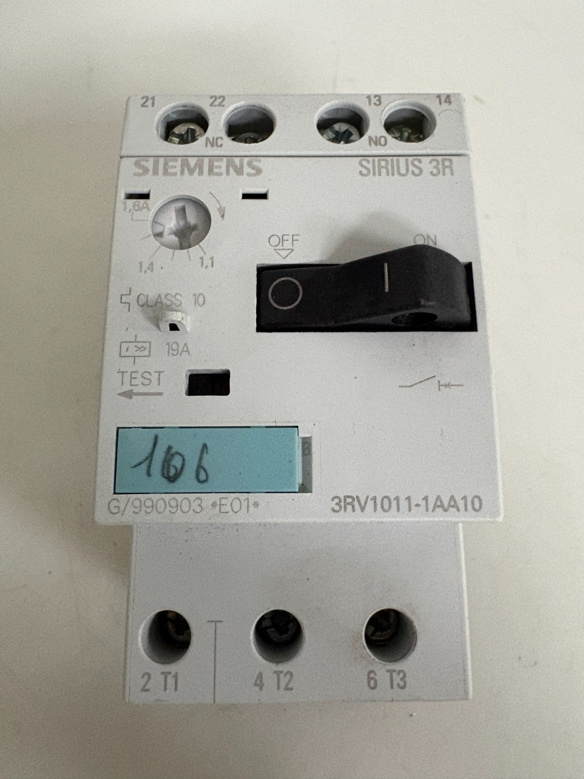 SIEMENS MOTOR CIRCUIT BREAKER 3RV1011-1AA10