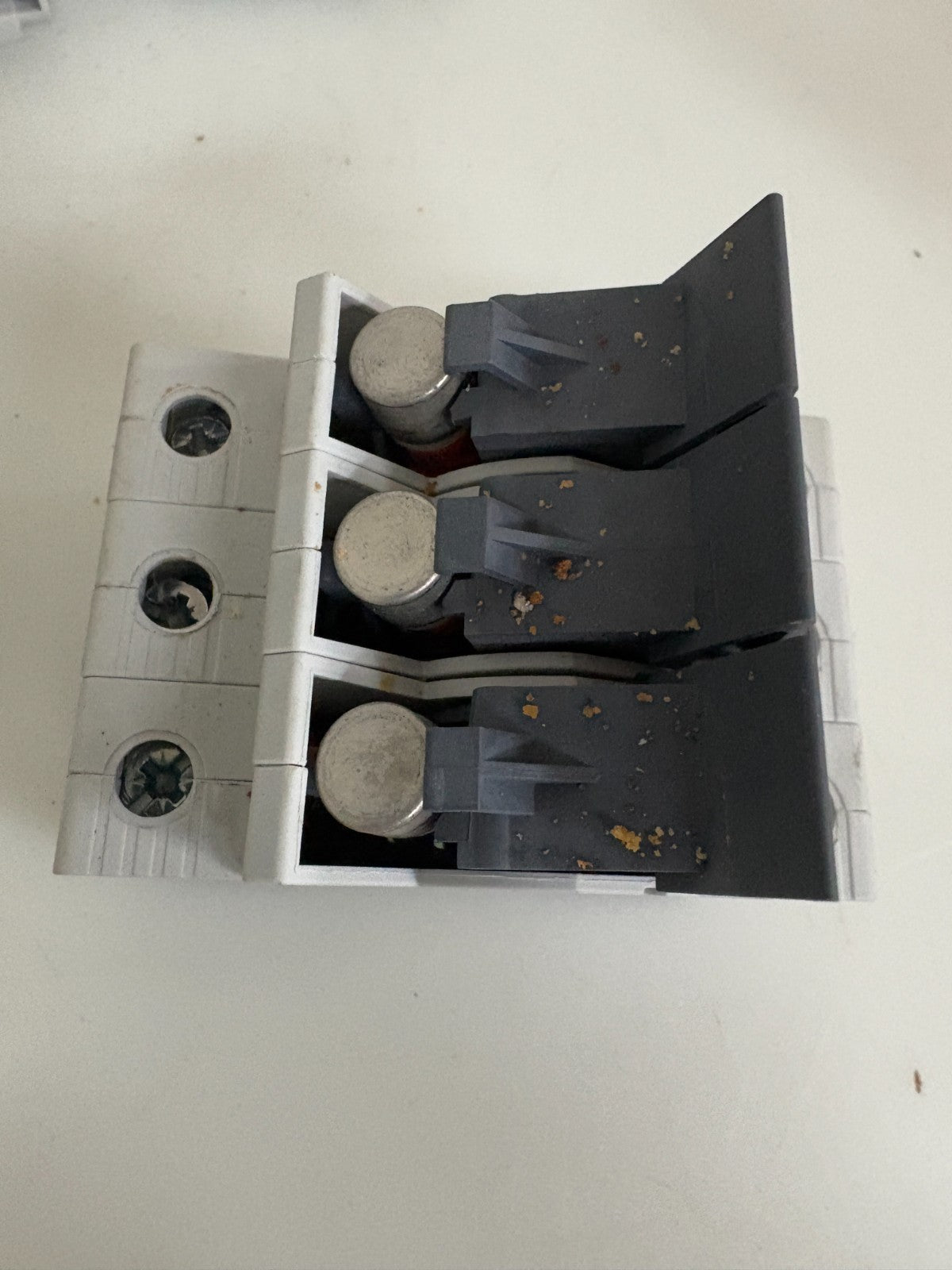 LOT OF 5 ALLEN BRADLEY INDICATING FUSE HOLDER 30 AMP W/FUSES 1492-FB3C302