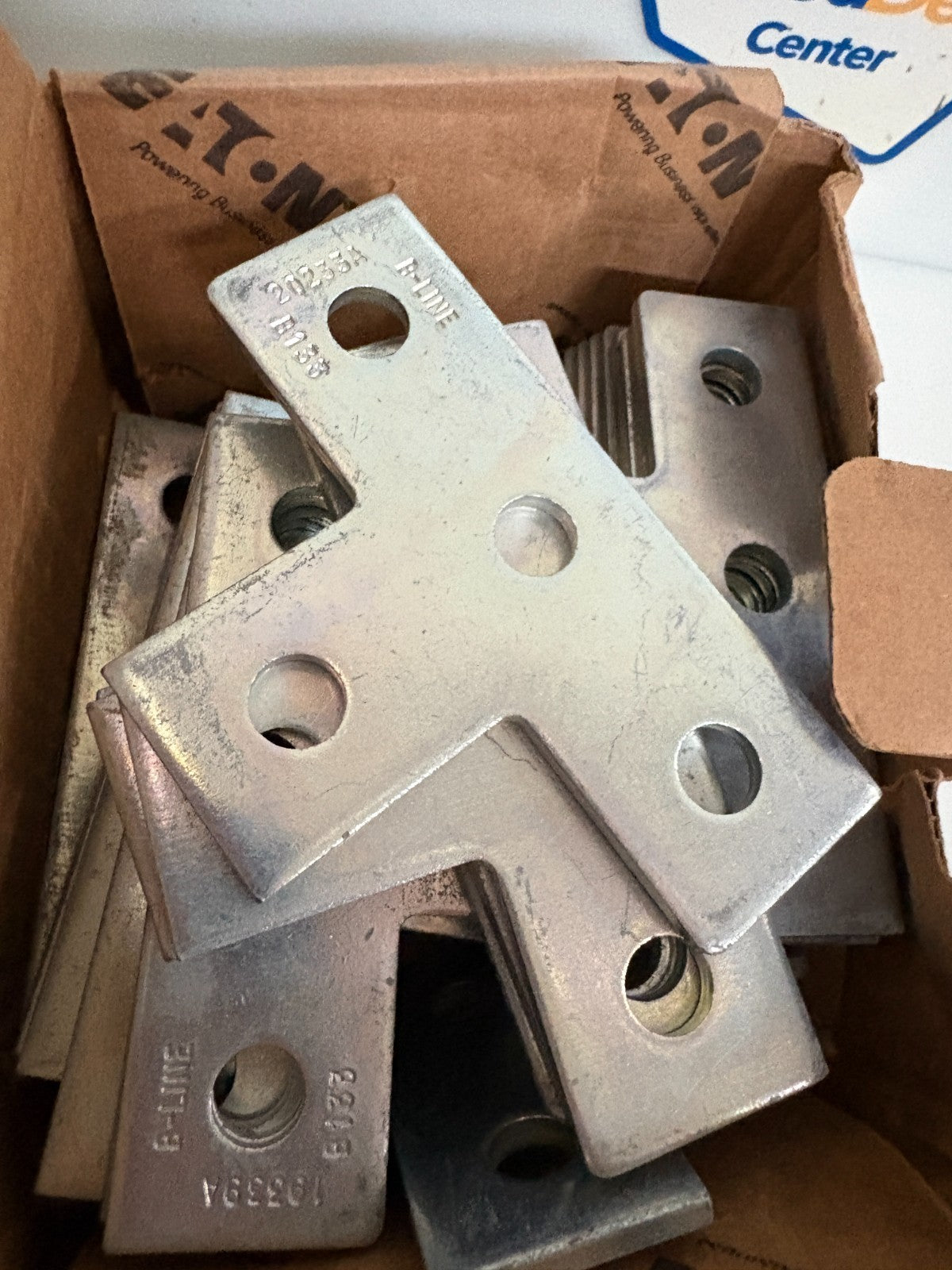 EATON 4 HOLE TEE PLATE B133ZN 25 IN BOX3