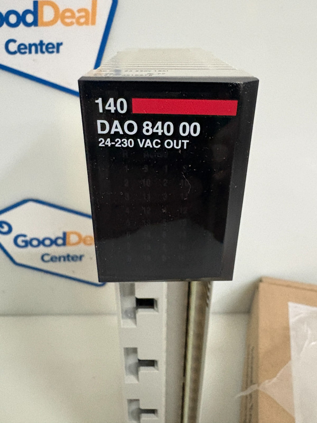 SCHNEIDER MODICON QUANTUM AC DISCRETE OUTPUT MODULE