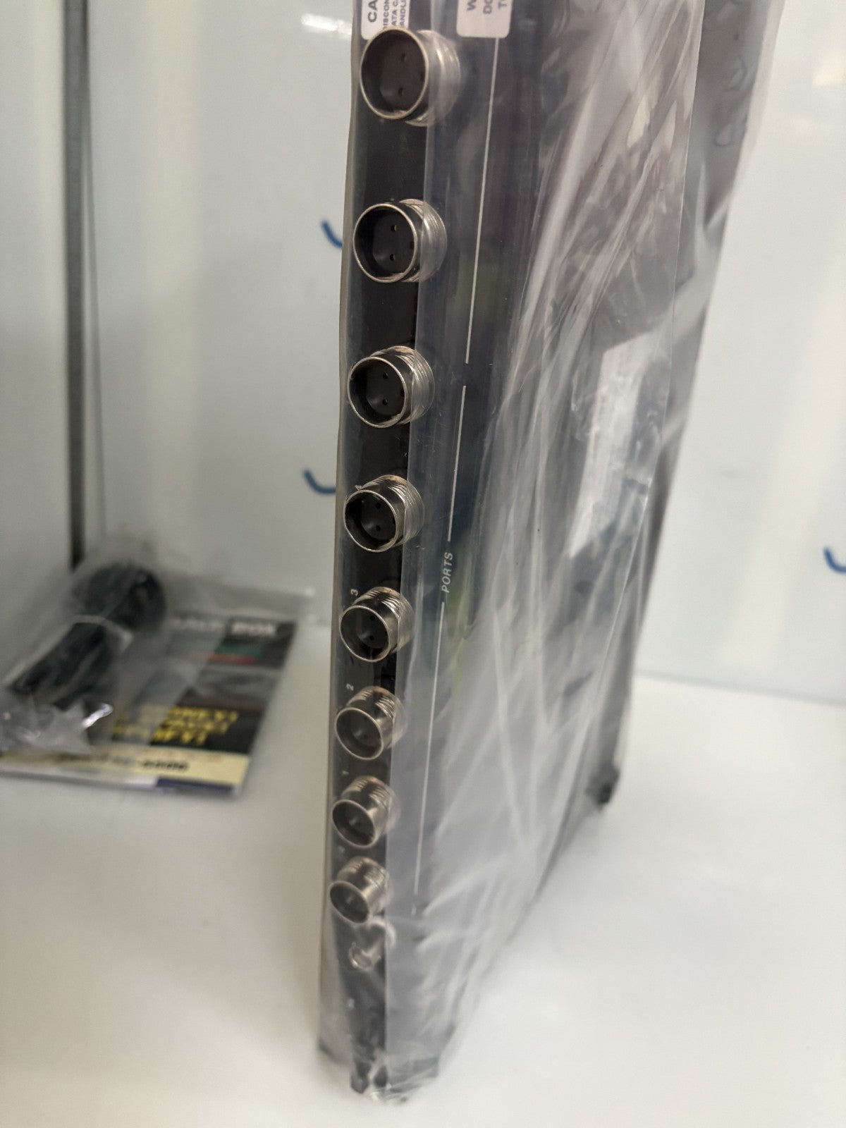 BLACK BOX 7 PORTS CFB 5250 MUX #MX336A-R2