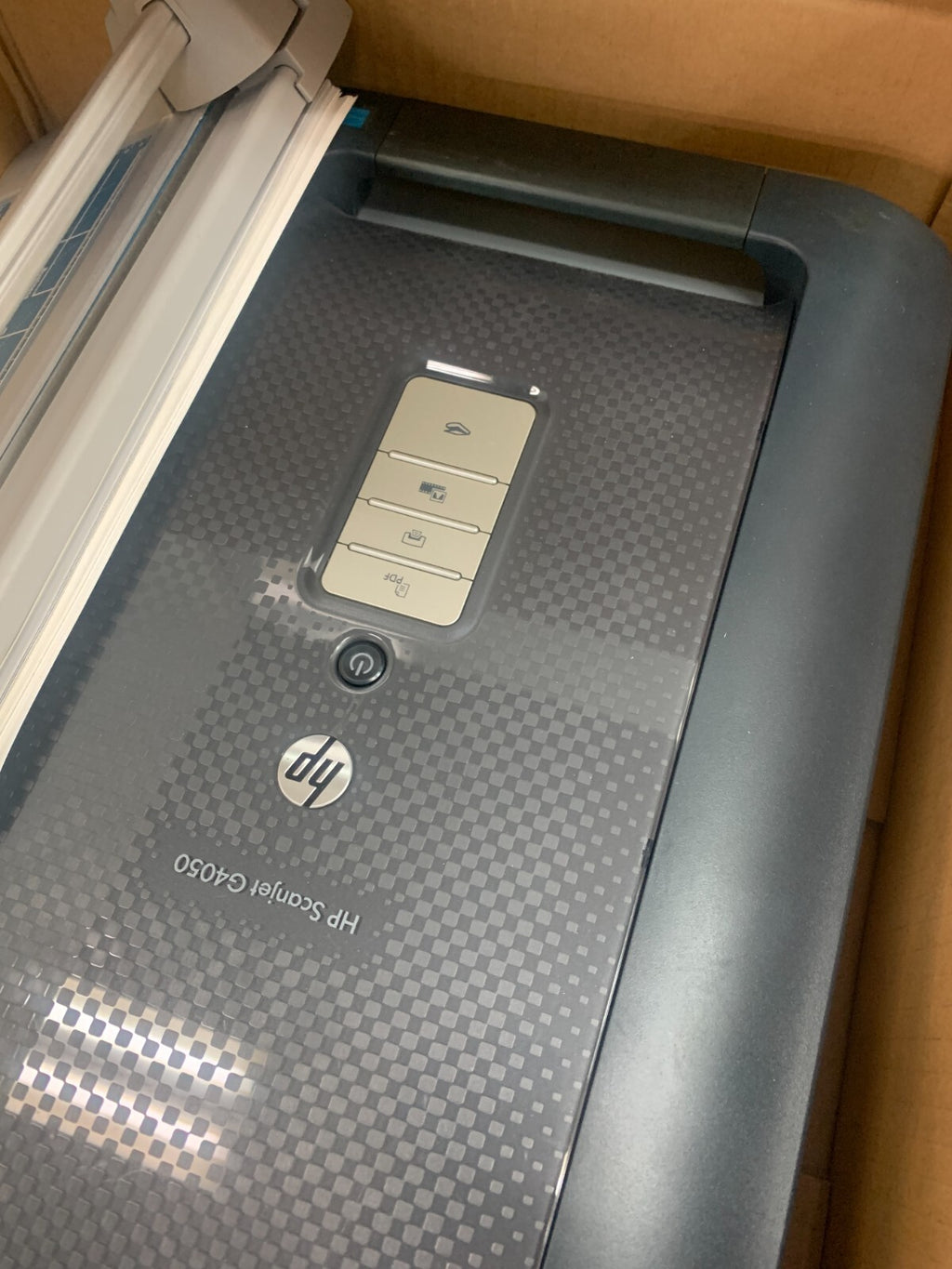 HP Scanjet G4050 Flatbed Scanner with Dahle 508 Paper cutter