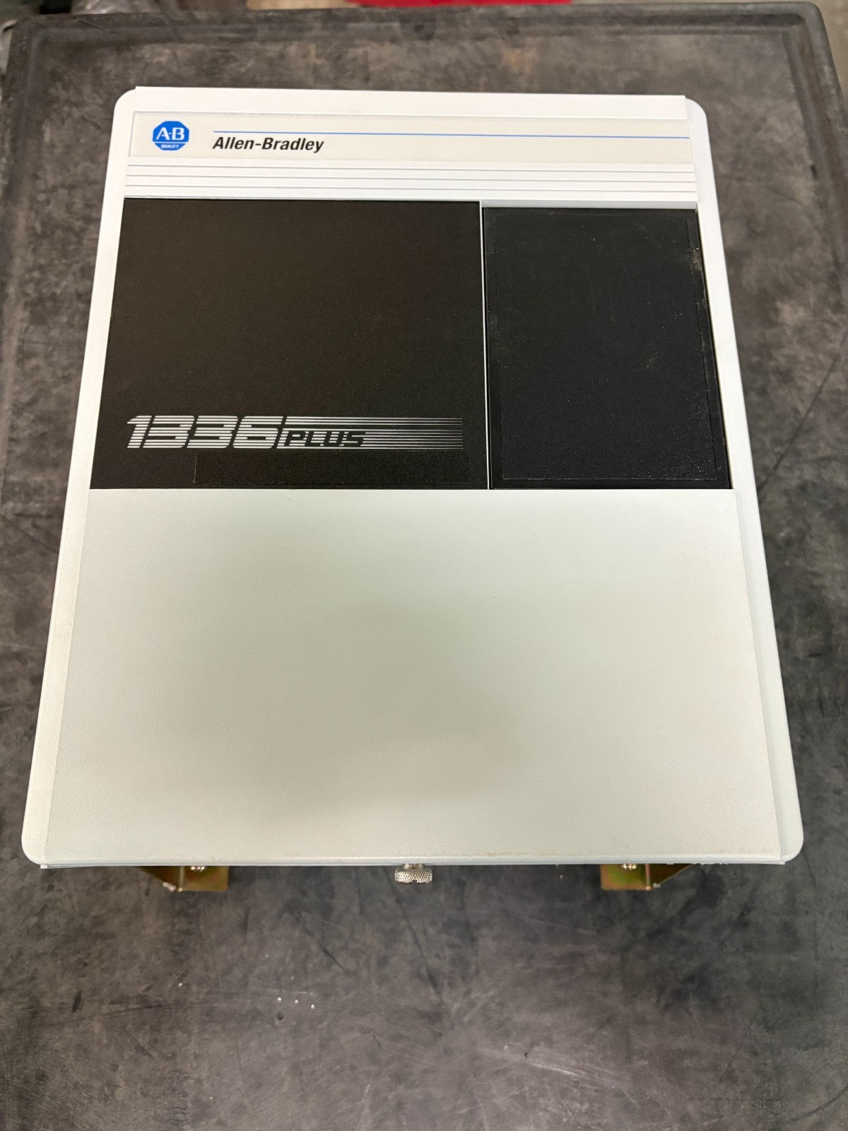 ALLEN BRADLEY 10HP ADJUSTABLE FREQUENCY AC DRIVE 1336S-BRF100-AA-EN3