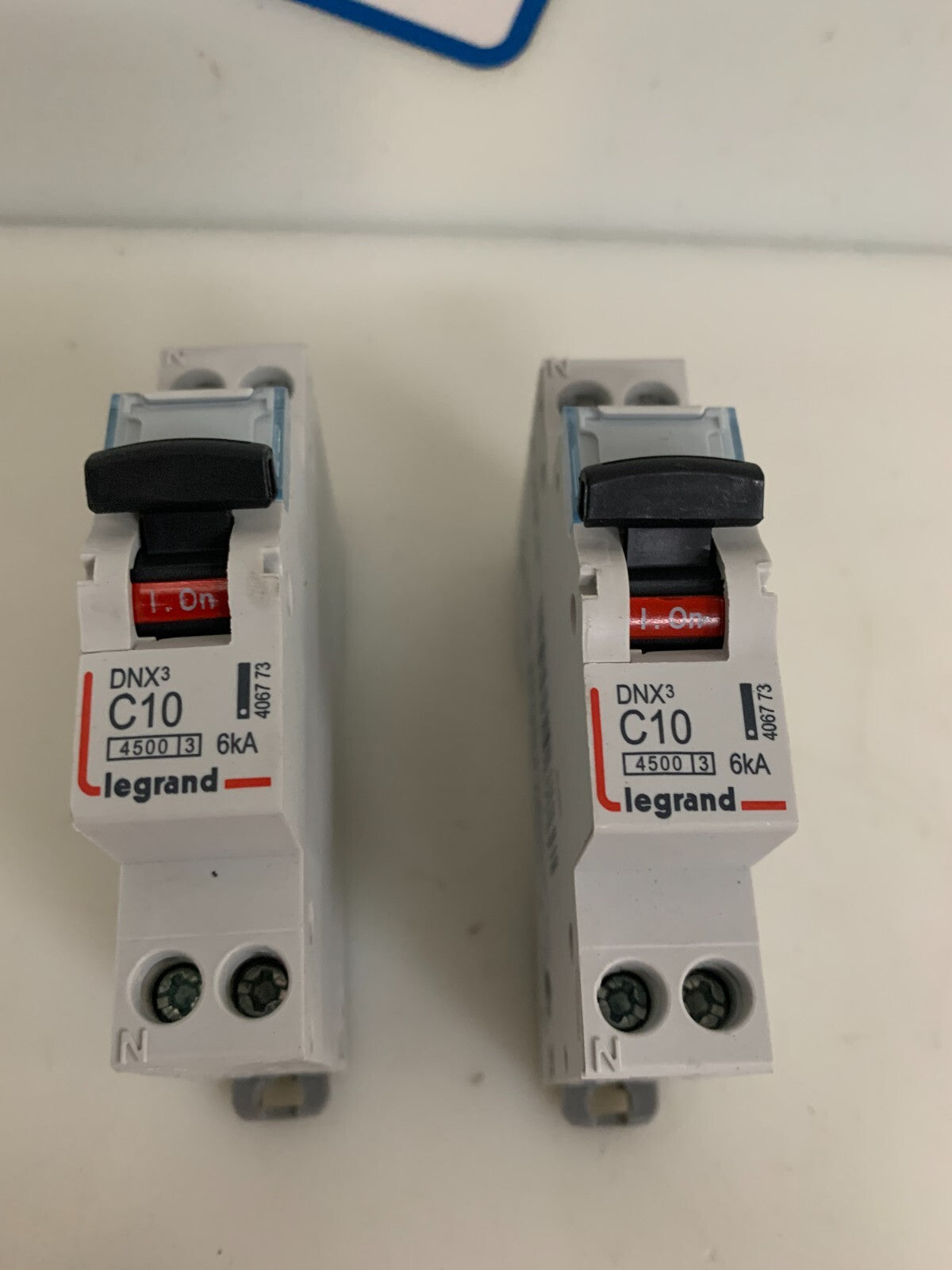 LOT OF 2 LEGRAND CIRCUIT BREAKER DNX 3 C10