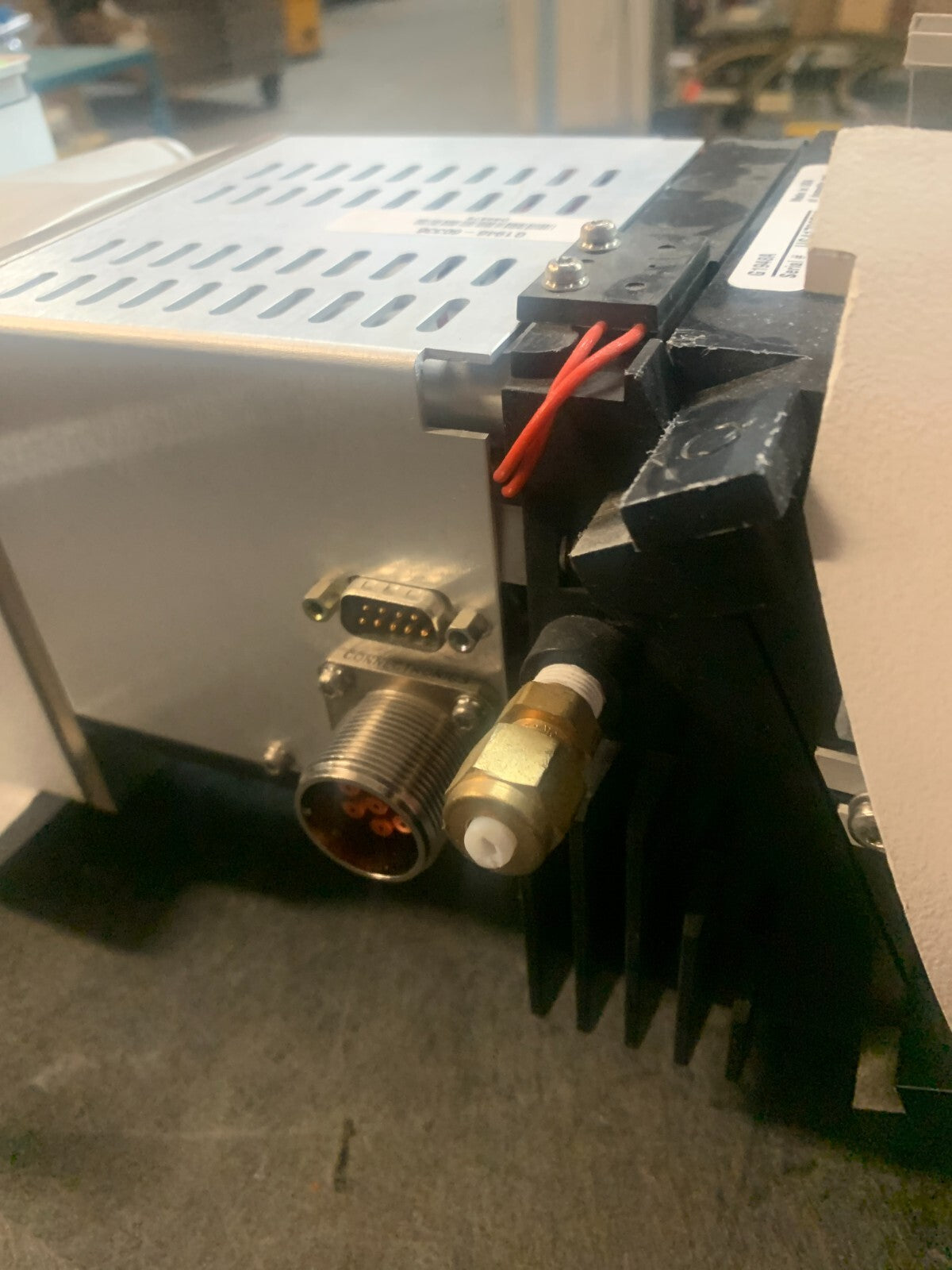 AGILENT Source Unit  w/Vacuum Assembly & AGILENT  Electro Spray Ion Source