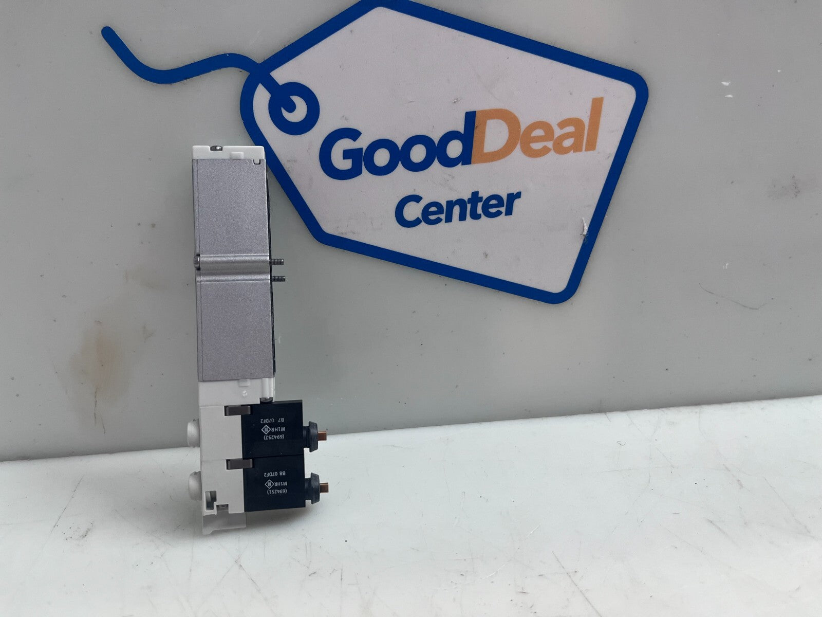 FESTO VMPA1-M1H-G-PI Magnetic Solenoid Valve 533345