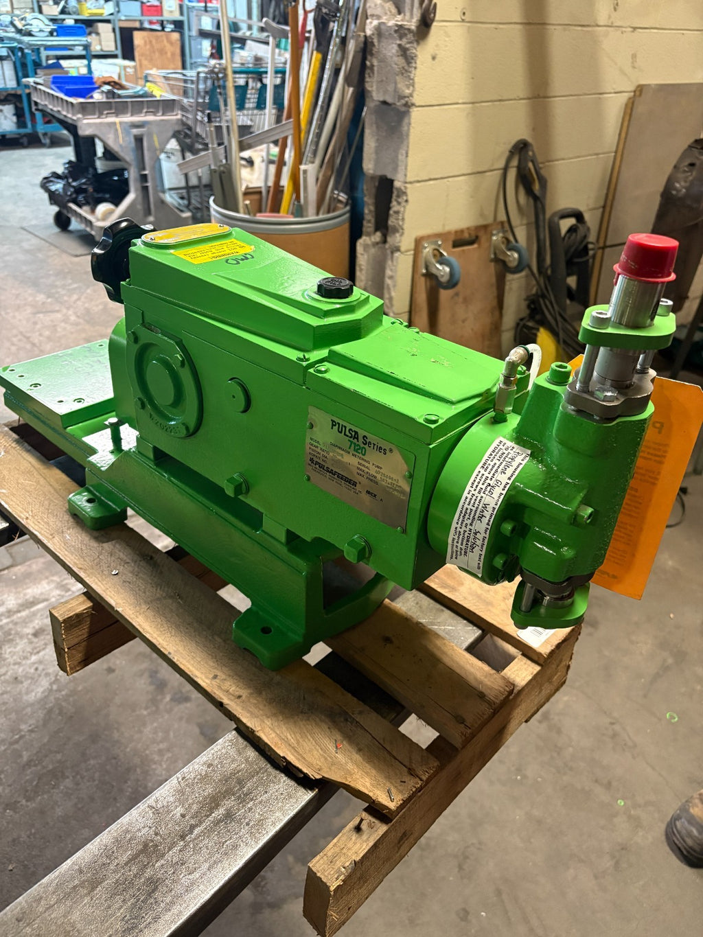 PULSAFEEDER PULSA 7120 DIAPHRAGM METERING PUMP 7120H-S-E0