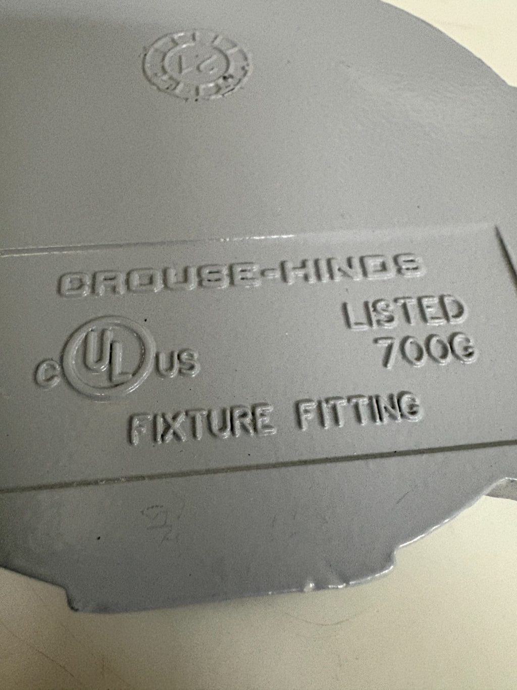 EATON CROUSE HINDS JUNCTION BOX W/4 HUBS 3 PLUGS #VXF102