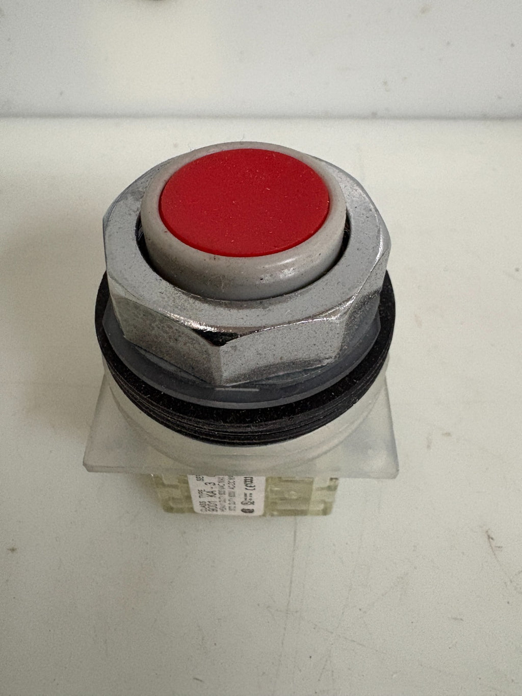 SCHNEIDER STOP SWITCH 9001KR3RH8Y238