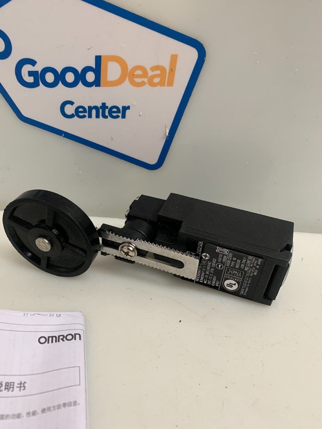 OMRON   Limit Switch   D4N-112H