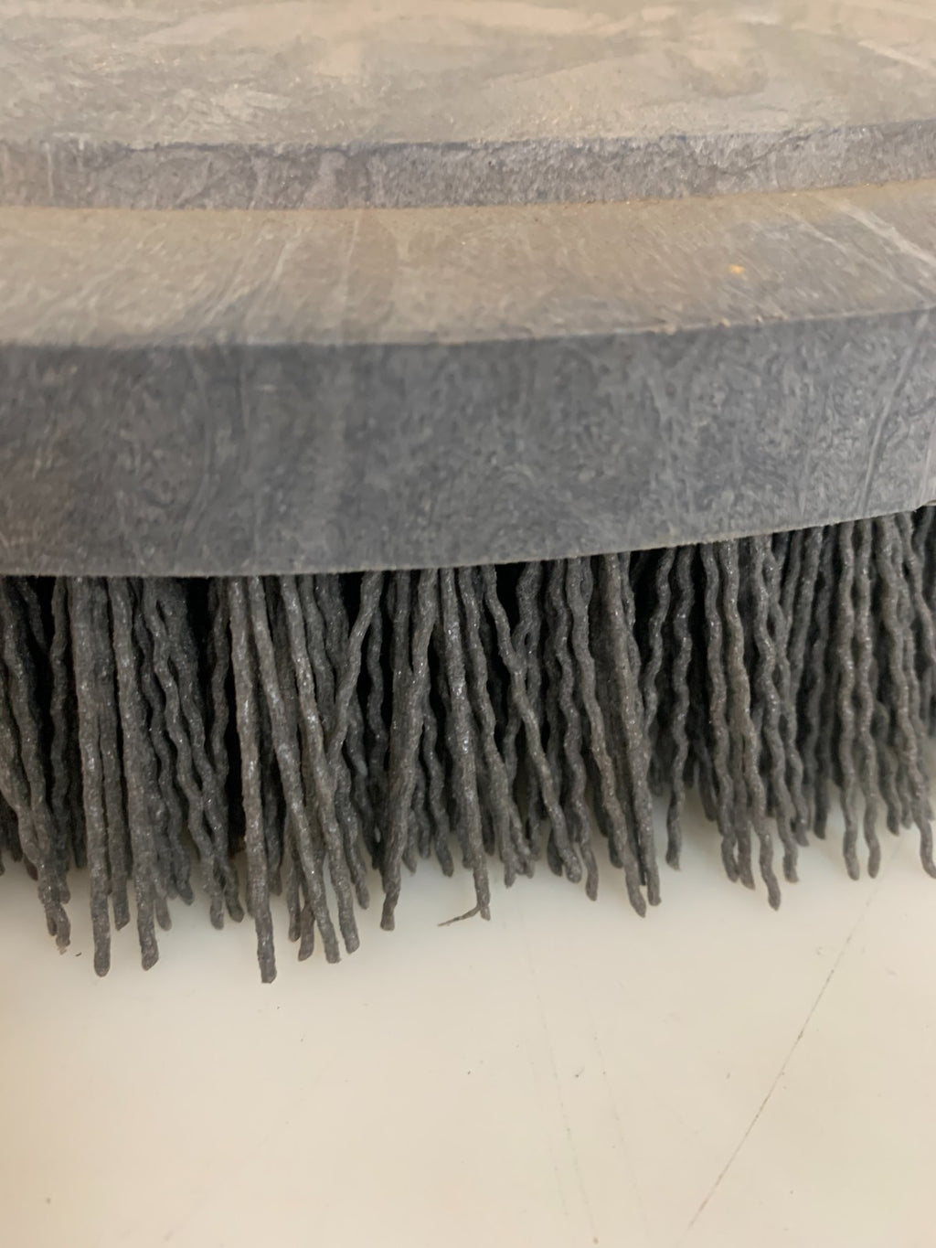 TENNANT HIDUTY SCRUB BRUSH 3 LUG 20" 10168102