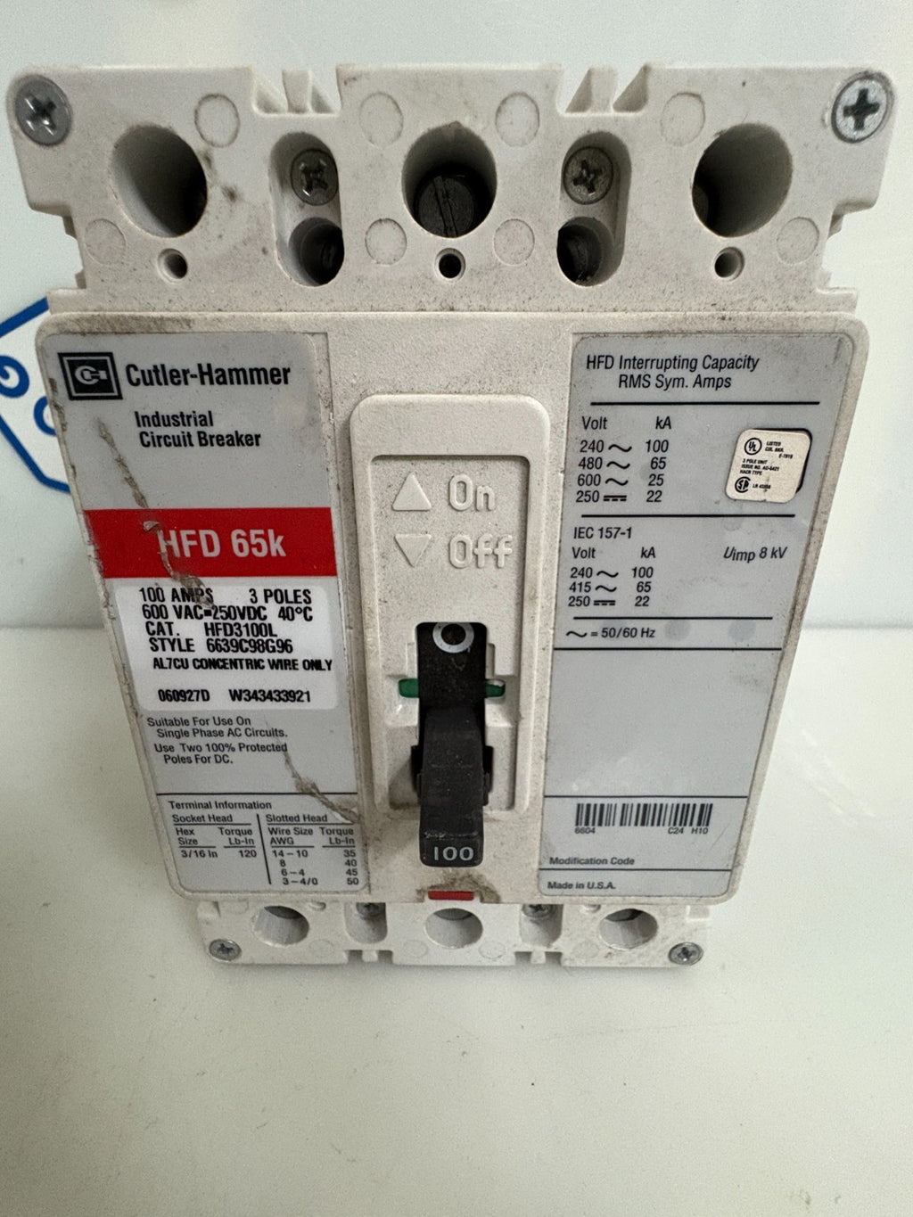 EATON CUTLER-HAMMER 100 AMP CIRCUIT BREAKER HFD3100L