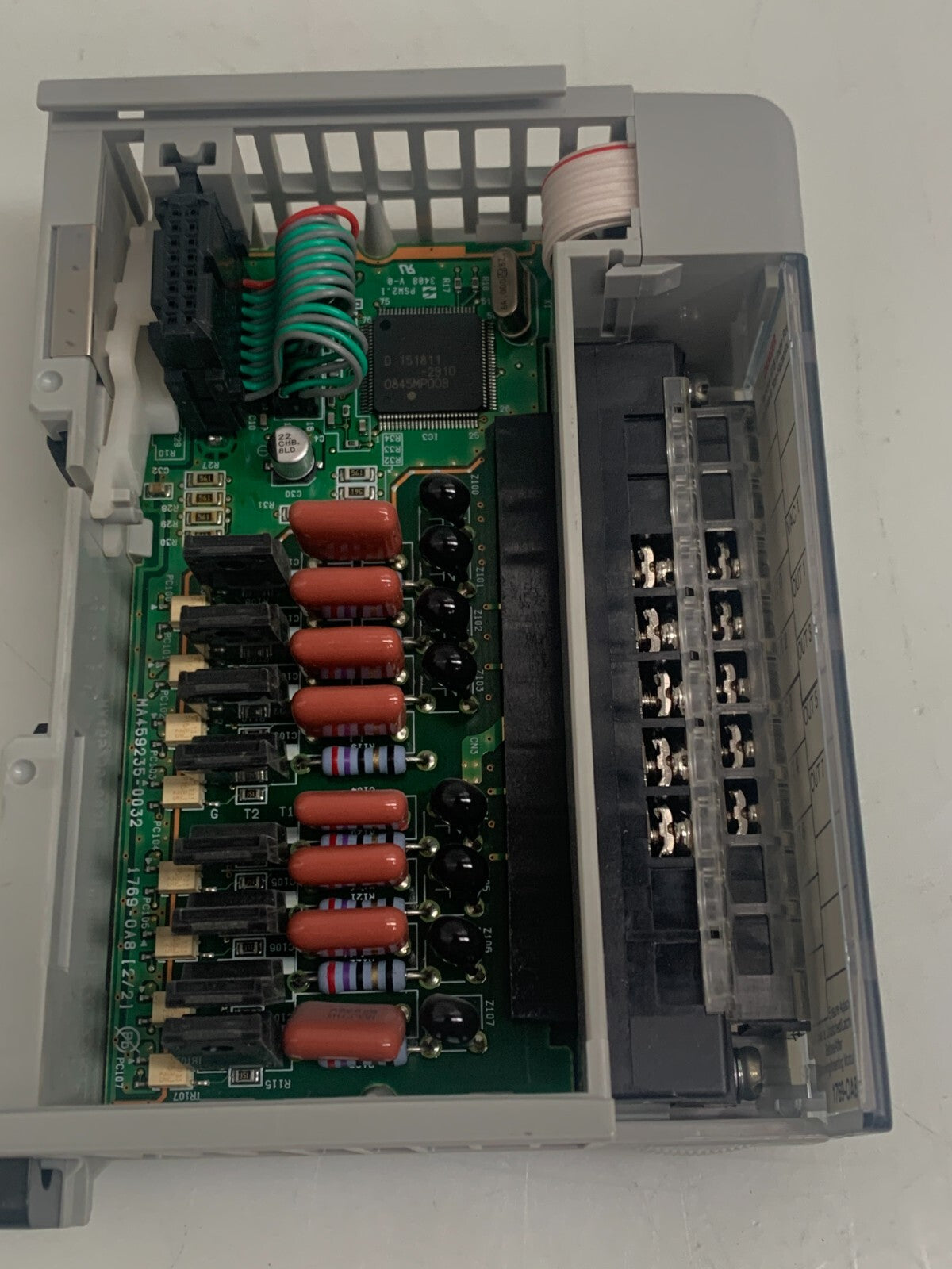 Allen Bradley 1769-OA8 8 pt. 85-265VAC Output Module Ser B Rev 2