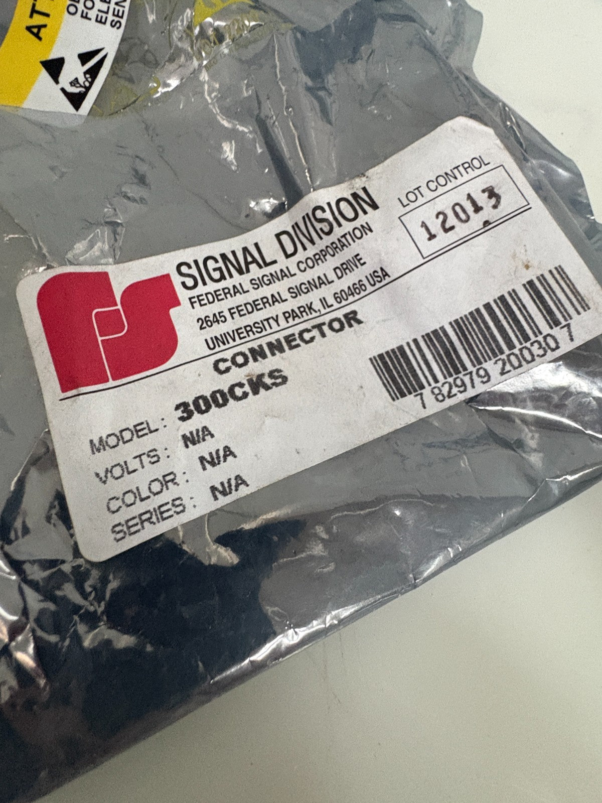FEDERAL SIGNAL CORP. CONNECTOR 300 CKS3