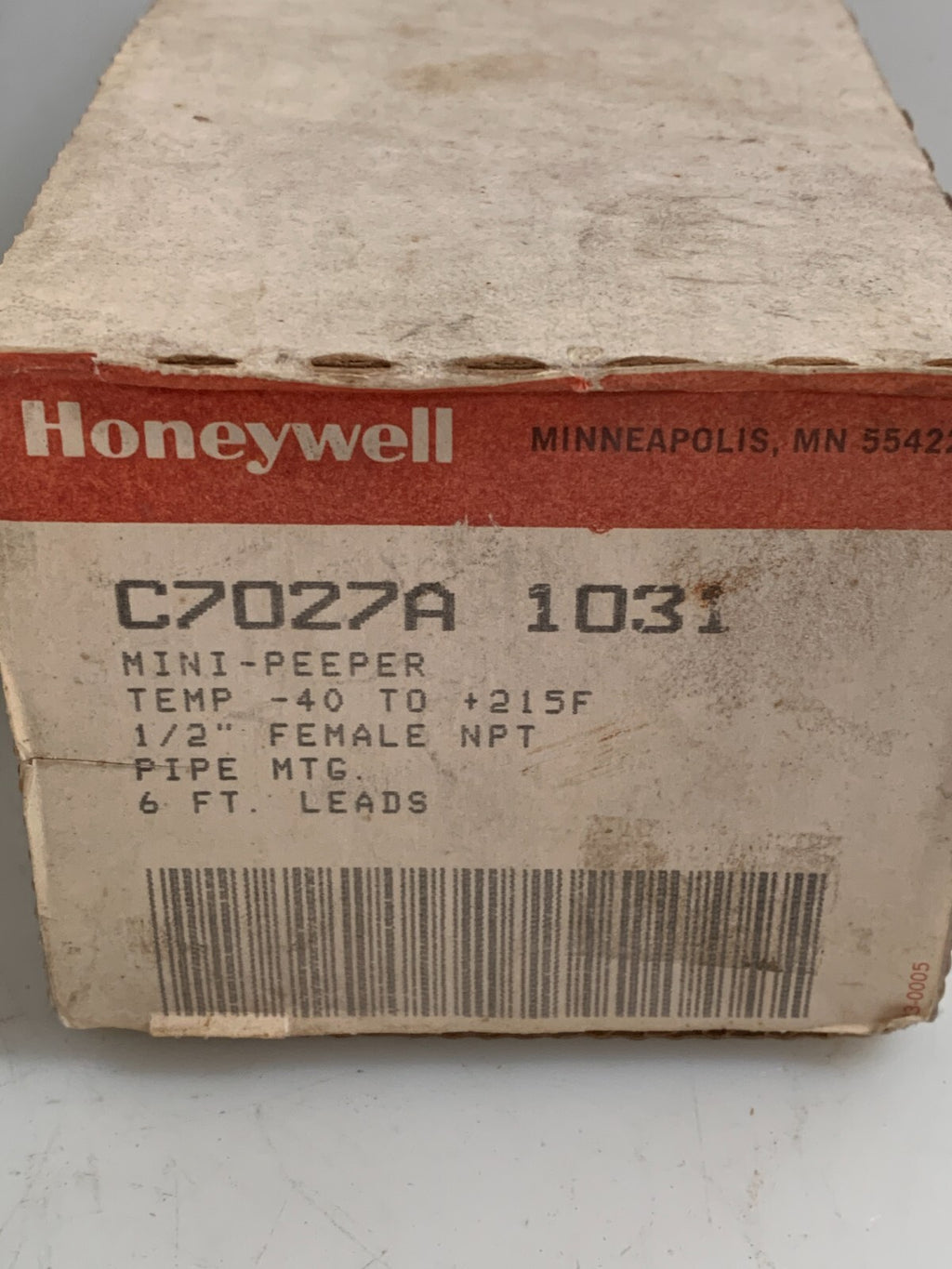 HONEYWELL MINI PEEPER ULTRAVIOLET FLAME DETECTOR C7027A 1031