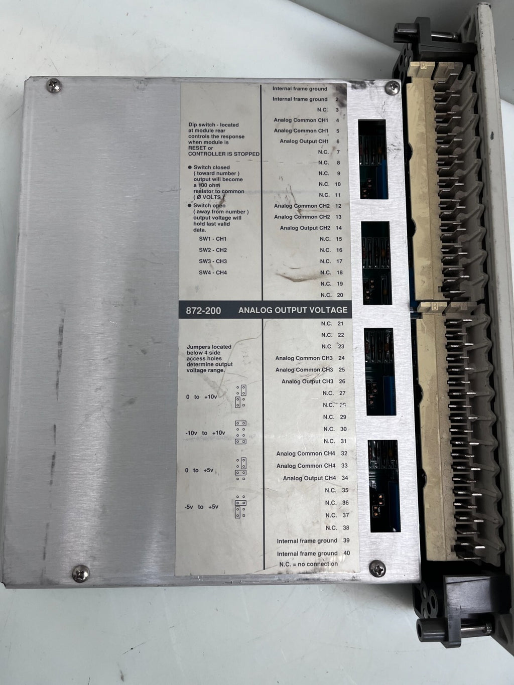 Schneider Automation AS-B872-200 ASB872200 Modicon Module 800 I/O Analog Out3