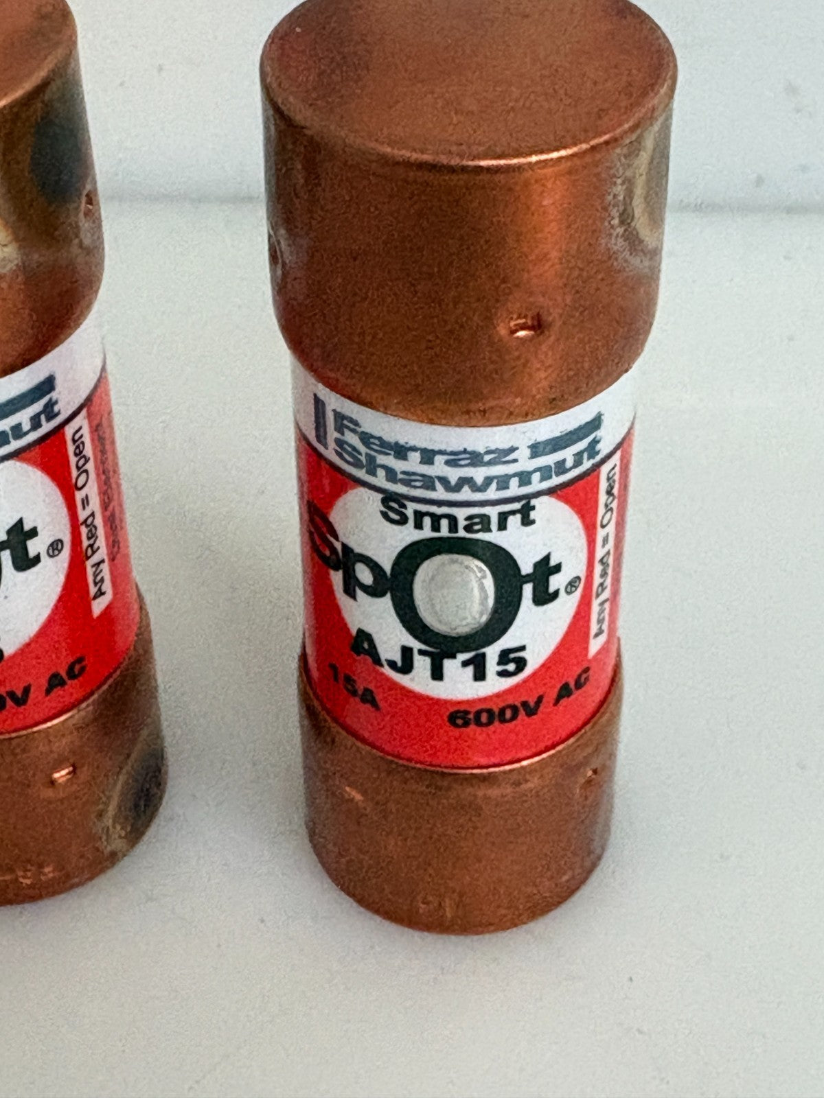 LOT OF 4 MERSEN FERRAZ SHAWMUT SMART SPOT AJT15 FUSE