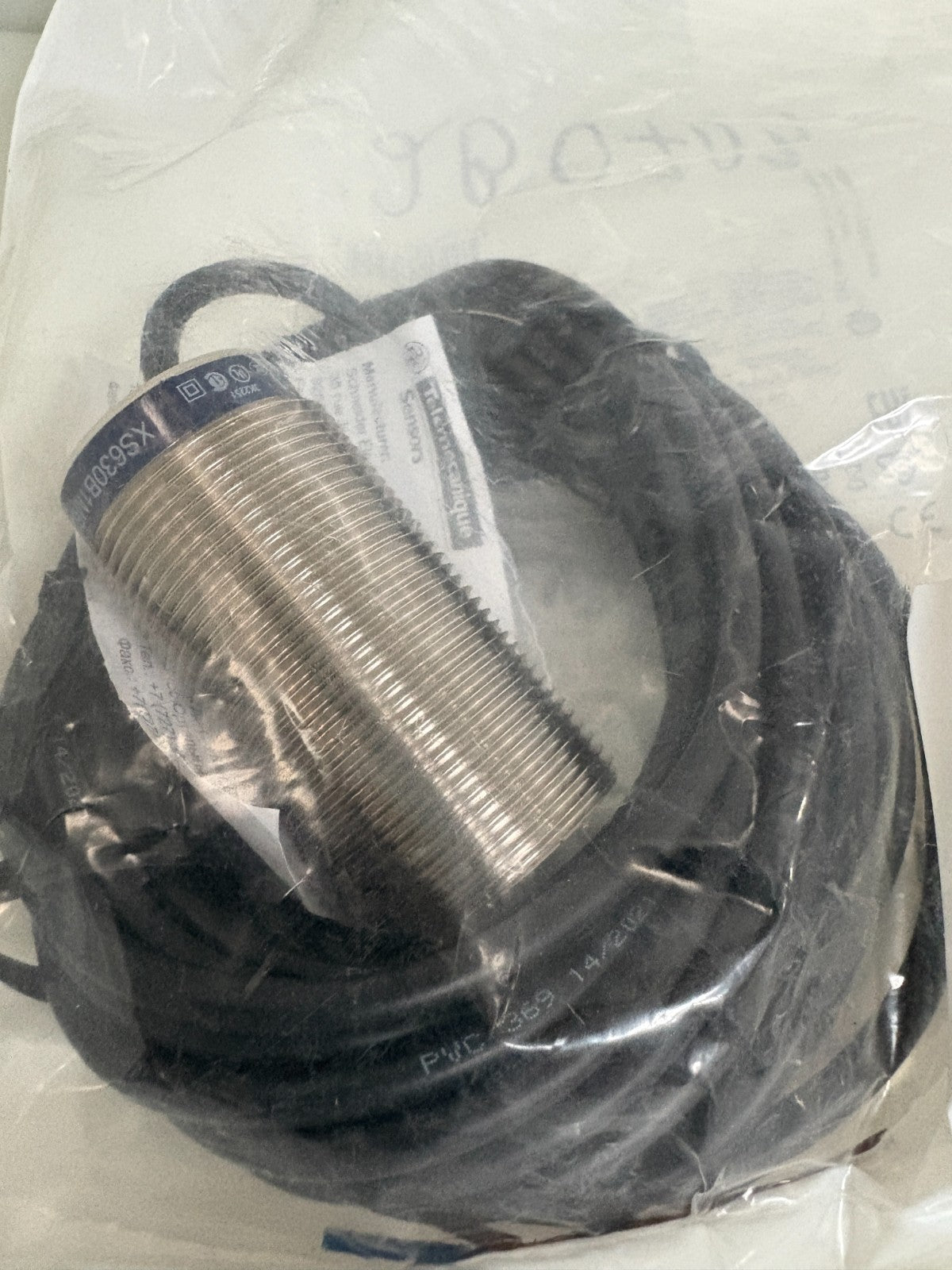 TELEMECANIQUE INDUCTIVE PROXIMITY SWITCH XS630B1MBL5