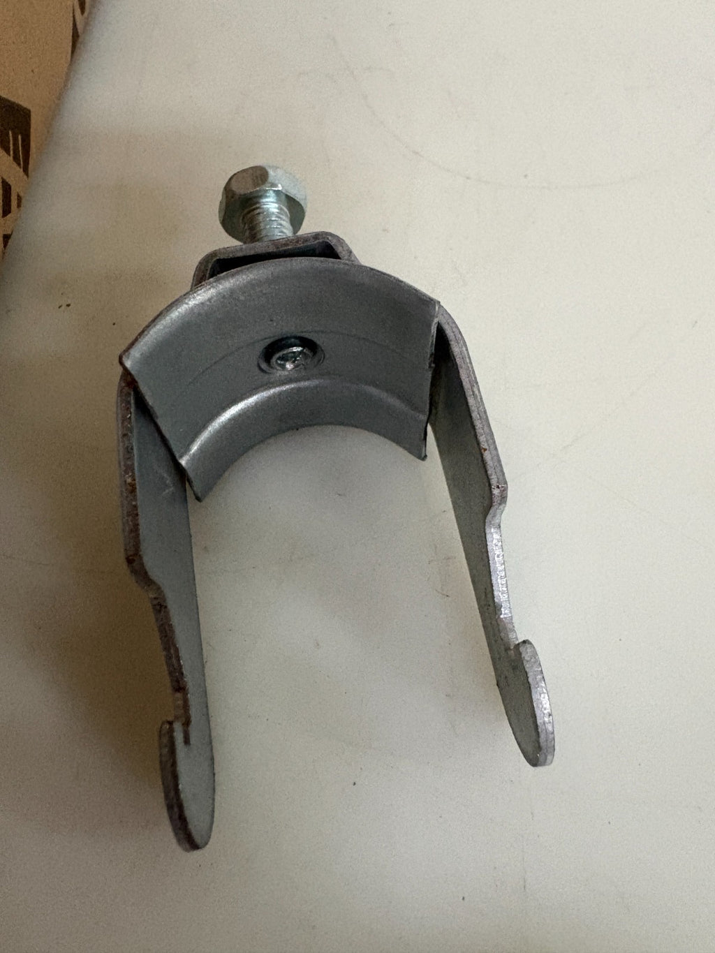 EATON 1" GALVANIZED CONDUIT CLAMP BL100 1 100 IN BOX1