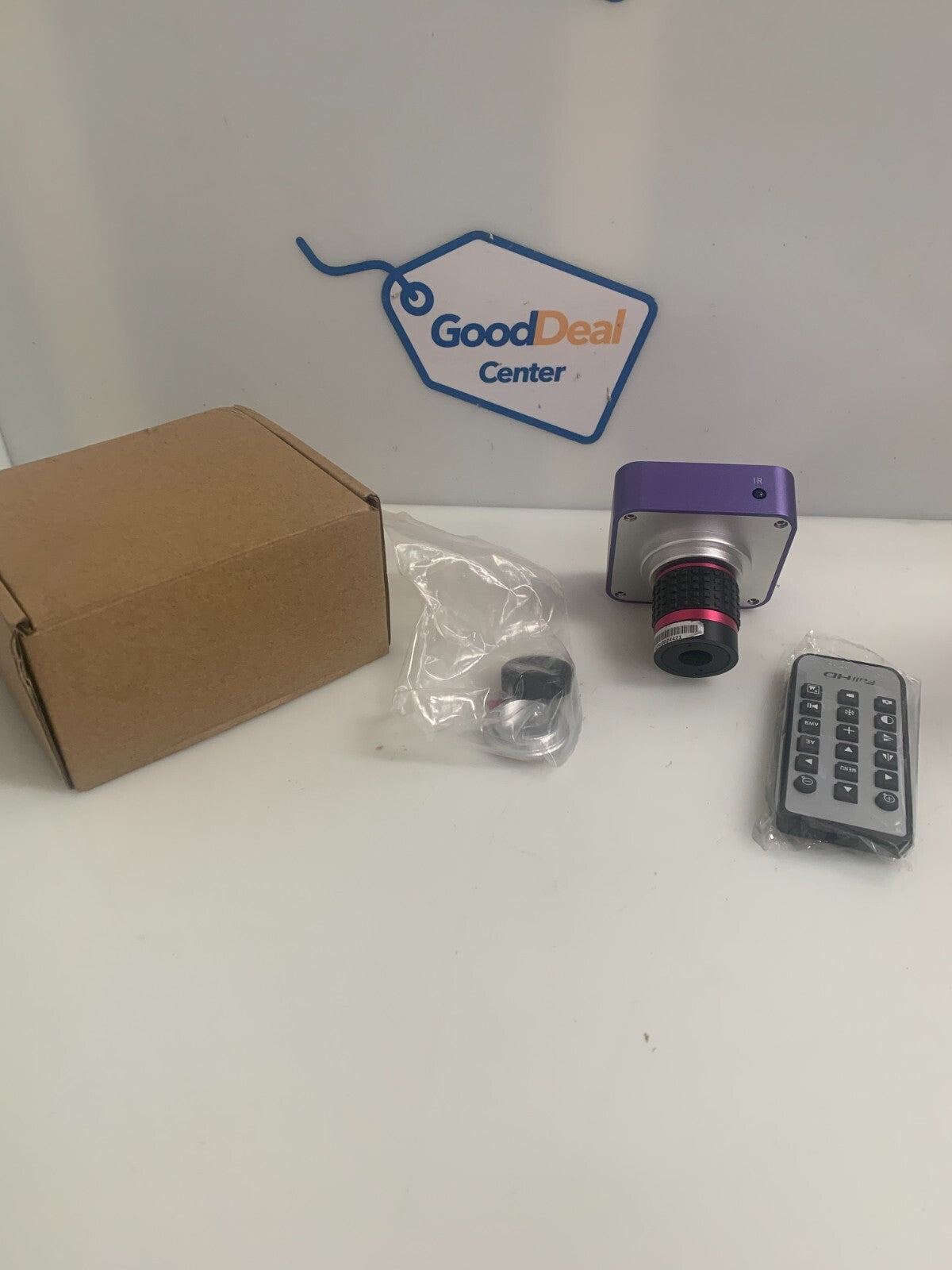 VIDEO CAMERA FULL HD ESS015-200F W/POWER SUPPLY AND CABLE