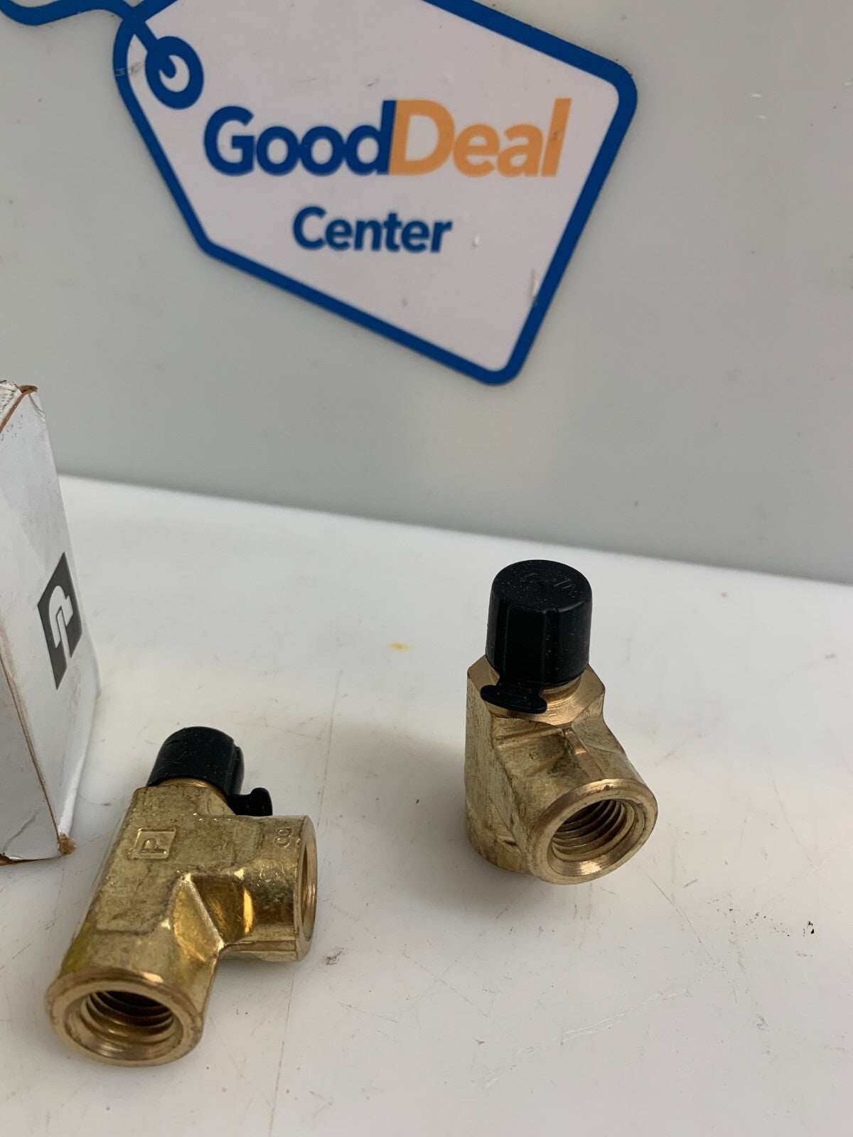 PARKER  4-4-4 ST-B   Brass Street Tee (Box of 5)1