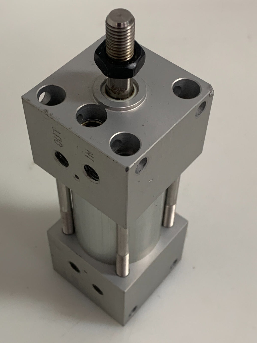 SP5356-04 DOUBLE ACTING PNEUMATIC CYLINDER