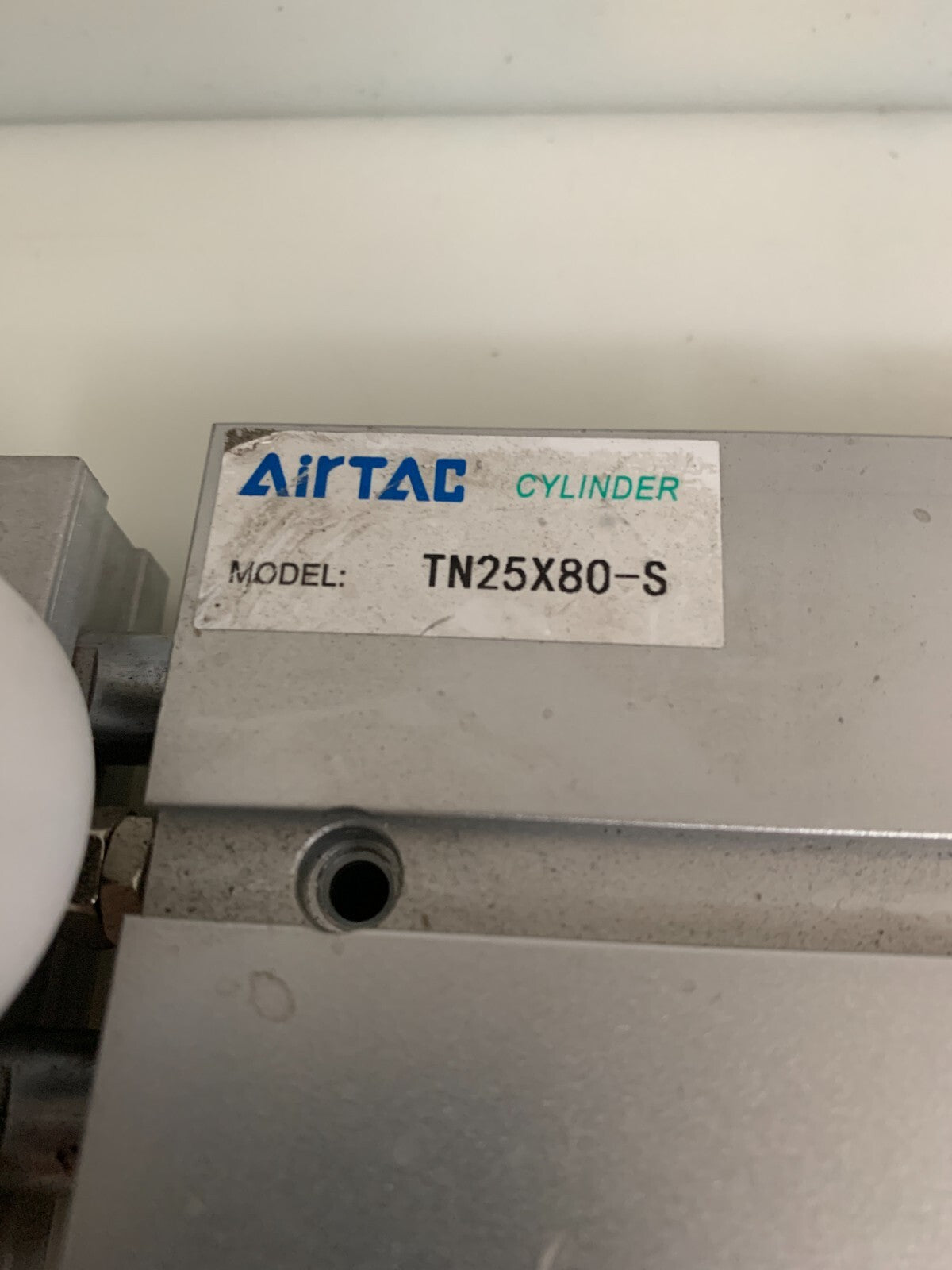 AIRTAC DUAL AXIS ROD CYLINDER TN 25X80-S2