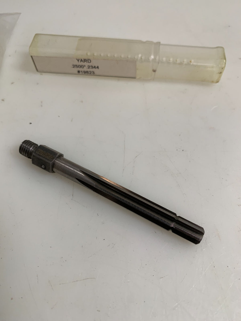 YARDSTORE YARD TREADED SHANK REAMER .2500 X 0.2344 #19823 LOT OF 4 (NEW IN TUBE)