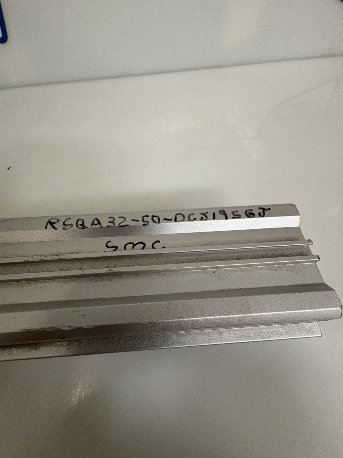 SMC COMPACT STOPPER CYLINDER RSQA32-50-DCJ1956J