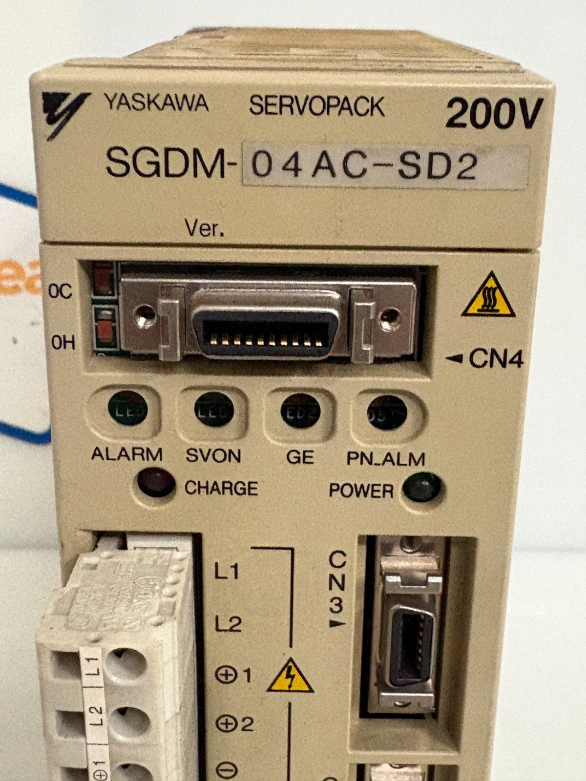 YASKAWA SERVOPACK SGDM-04AC-SD2