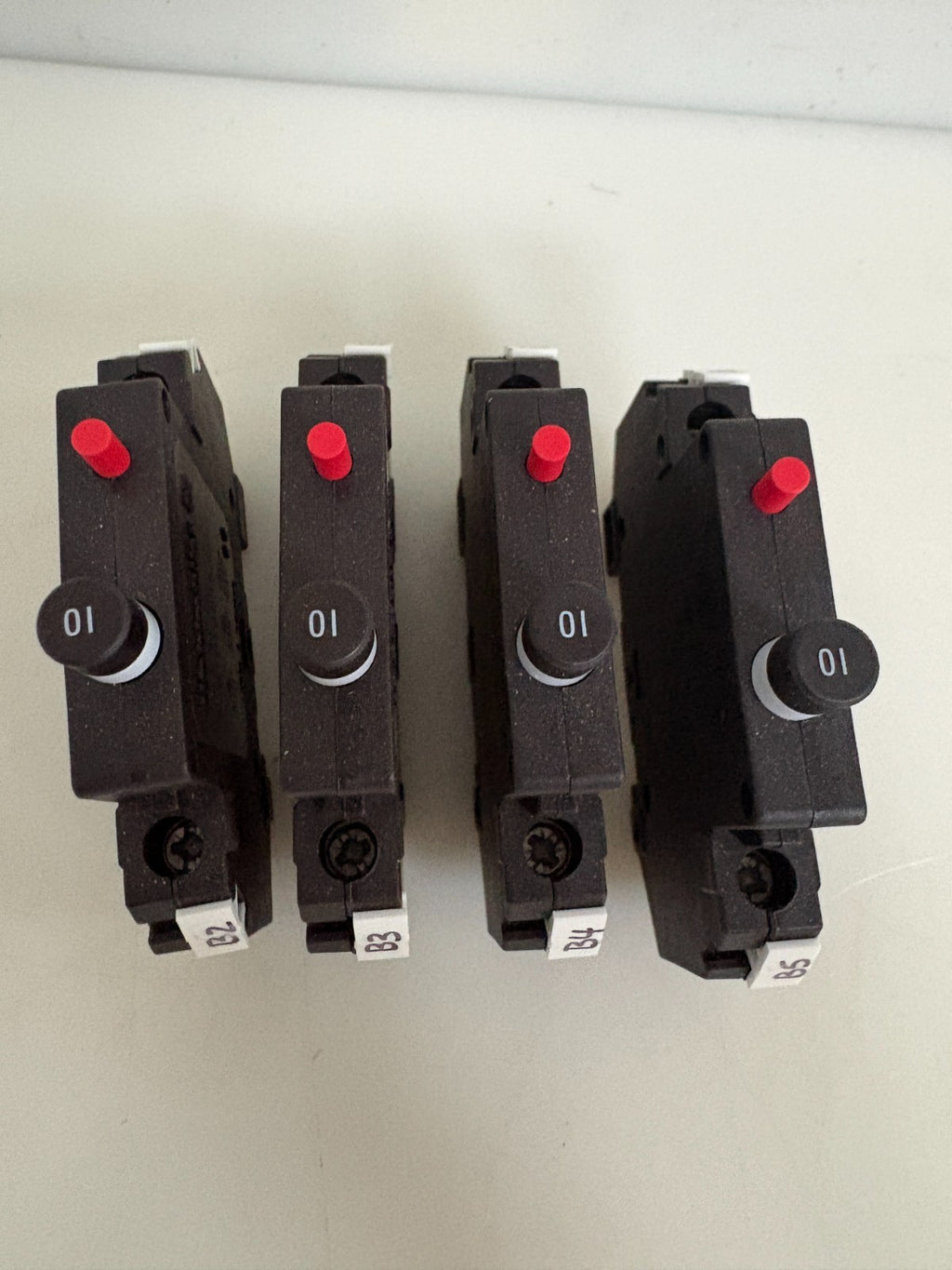 LOT OF 4 WEIDMULLER 10 AMP CIRCUIT BREAKER 91019035001
