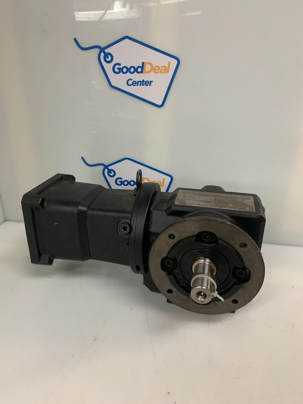 SEW-EURODRIVE SF37 AQA100/3 Gearmotor