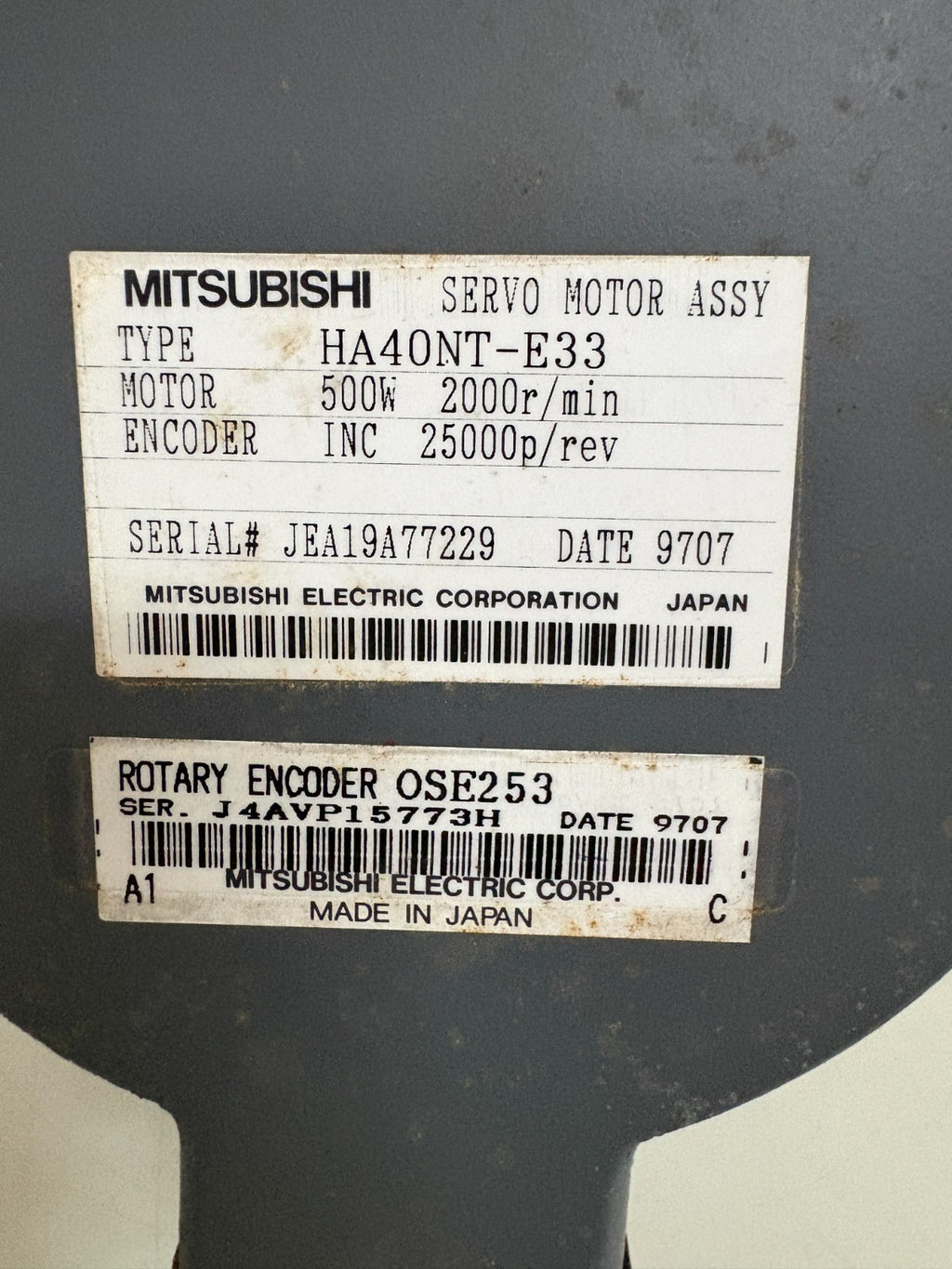 MITSUBISHI SERVO MOTOR HA40NT-E33 4