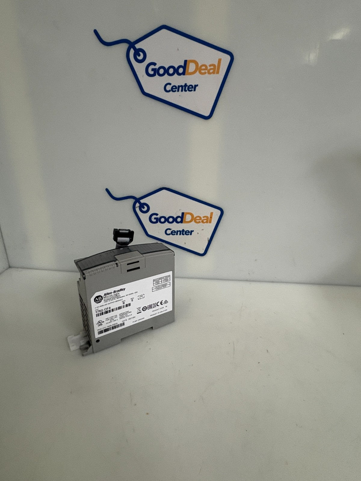 ALLEN BRADLEY MICROLOGIX 4 CH ANALOG OUTPUT MODULE 1762-0F4 SER B REV E