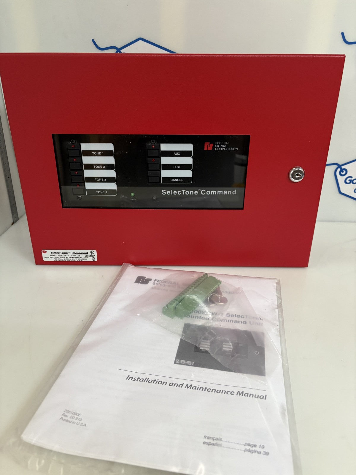 FEDERAL SIGNAL SELECTONE 300 SW-1 WALL MOUNTED COMMAND UNIT