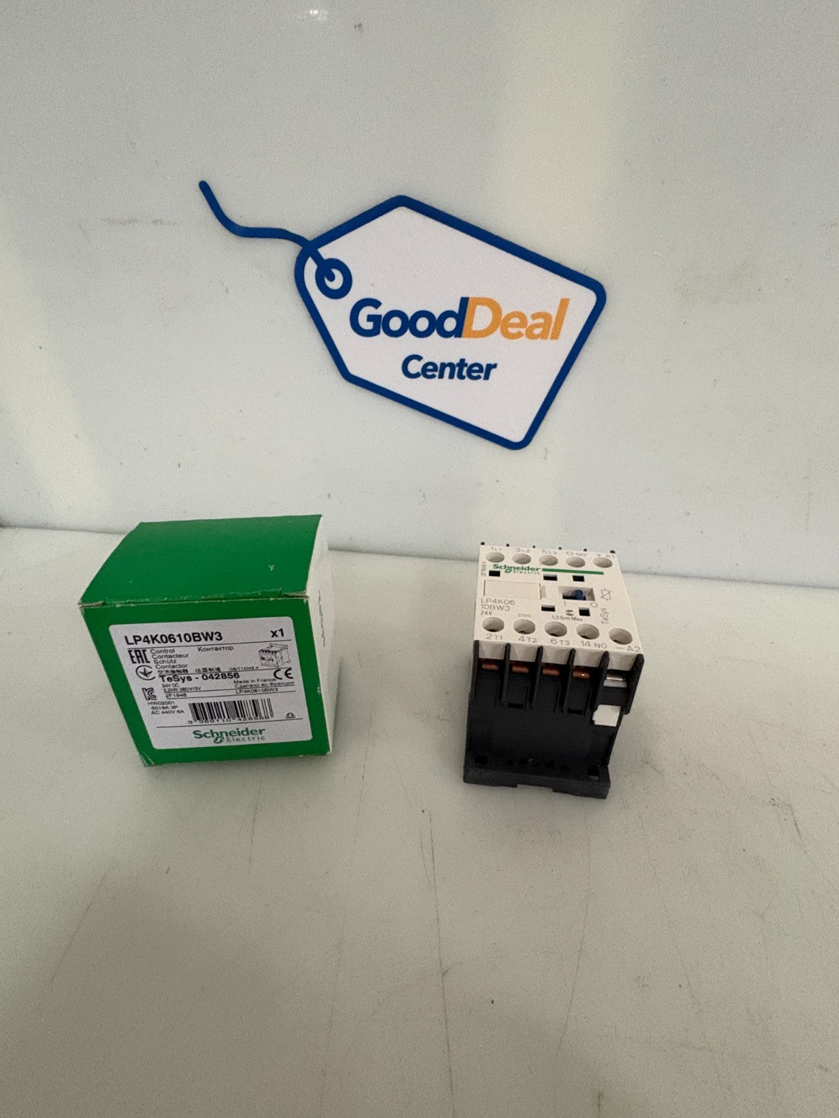 SCHNEIDER CONTACTOR LP4K0610BW30