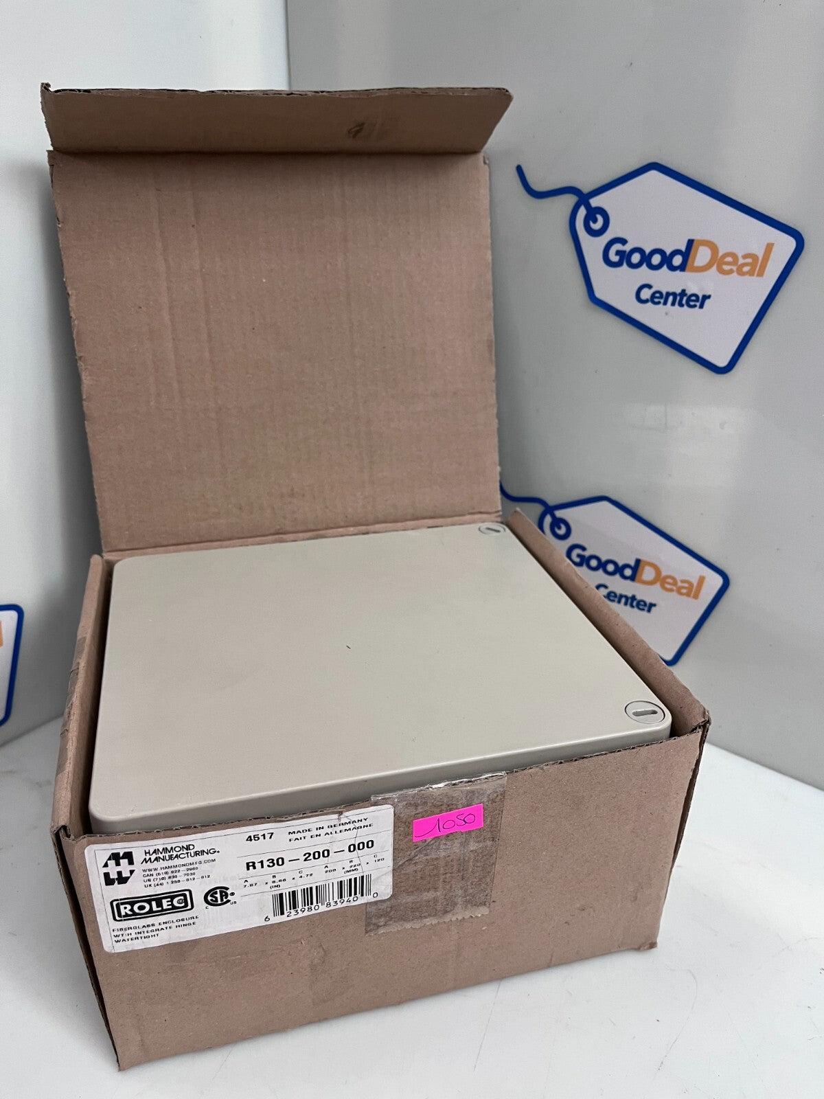 HAMMOND MANUFACTURING R100-102-000 Alum. Gray Box
