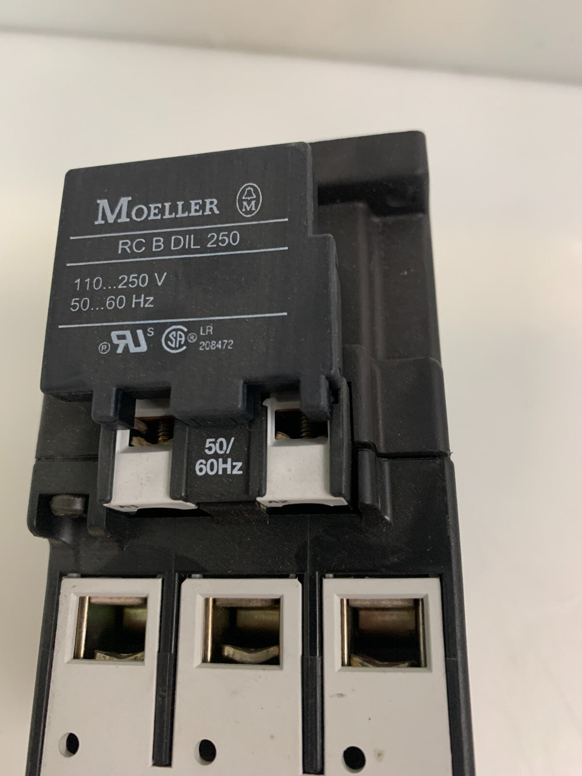 MOELLER DIL1AM CONTACTOR with RC-B-DIL-250 Surge Suppressor2