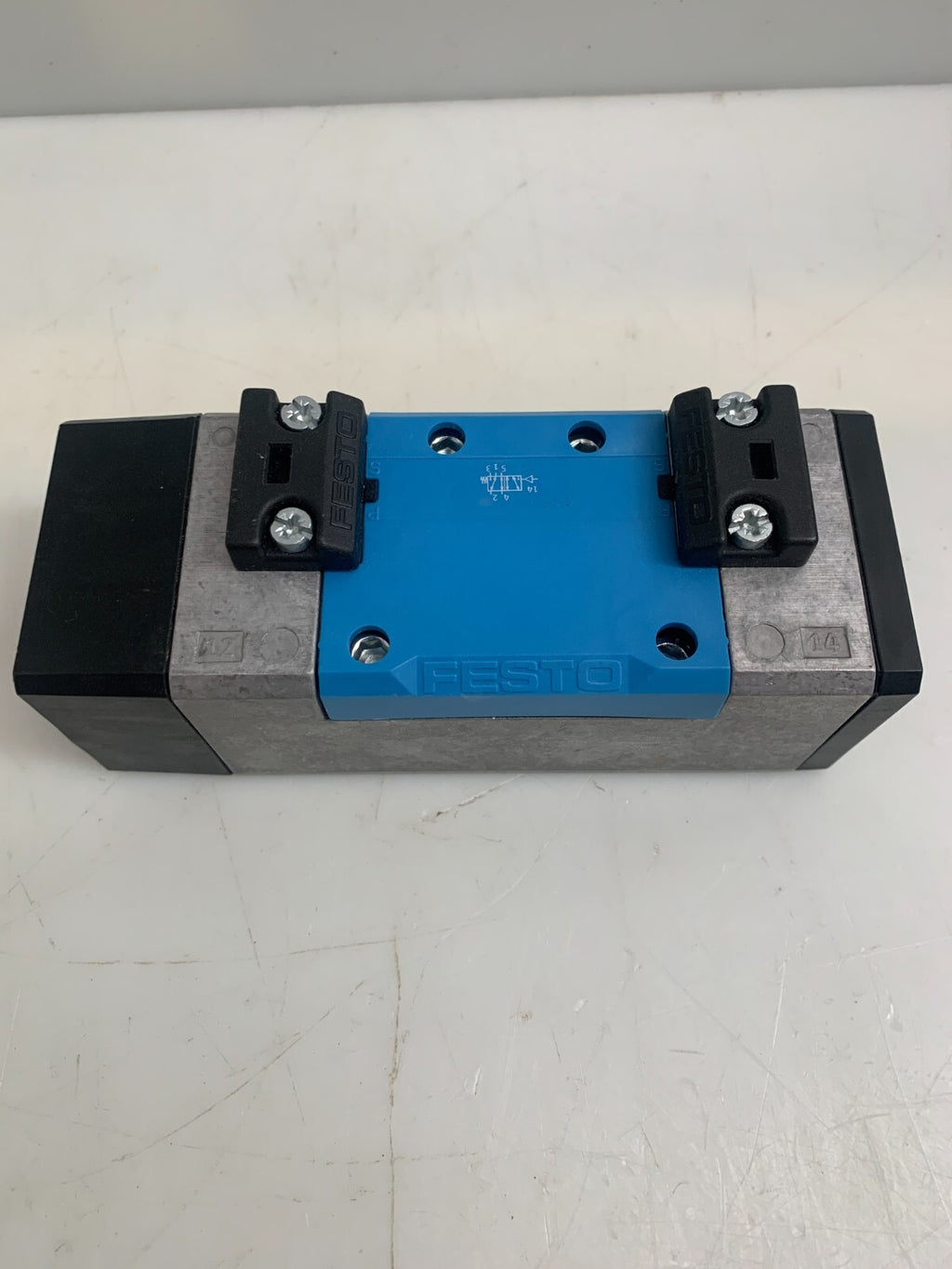 Festo VL-5/2-D-2-FR-C 151844 Pneumatic Valve