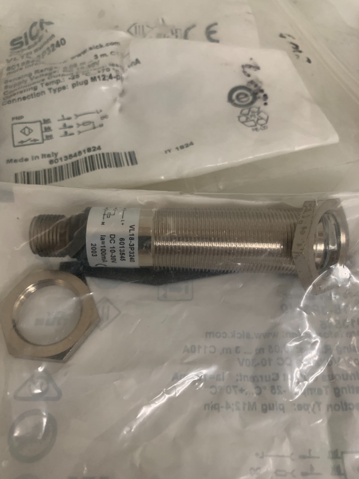 LOT OF 3 SICK PROXIMITY SWITCH SENSOR VL18-4P3240