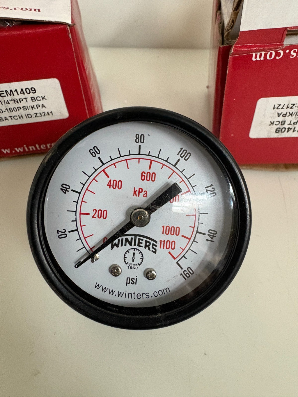 LOT OF 4 WINTERS PRESSURE GAUGE PEM1409 0-160 PSI 1/4 NPT