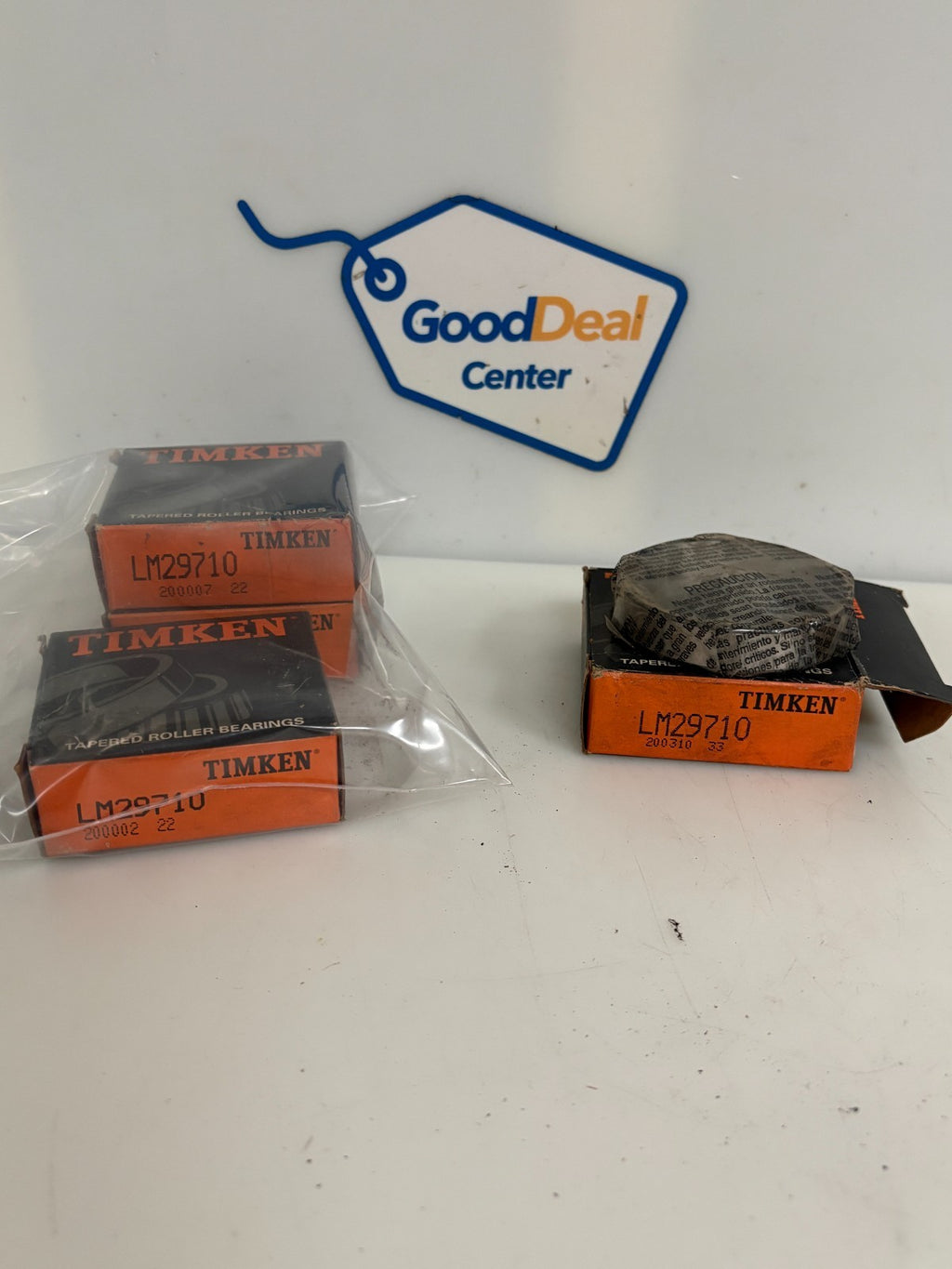 LOT OF 4 TIMKEN BEARING LM297100