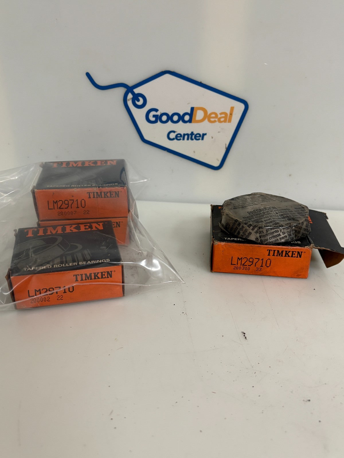 LOT OF 4 TIMKEN BEARING LM297100