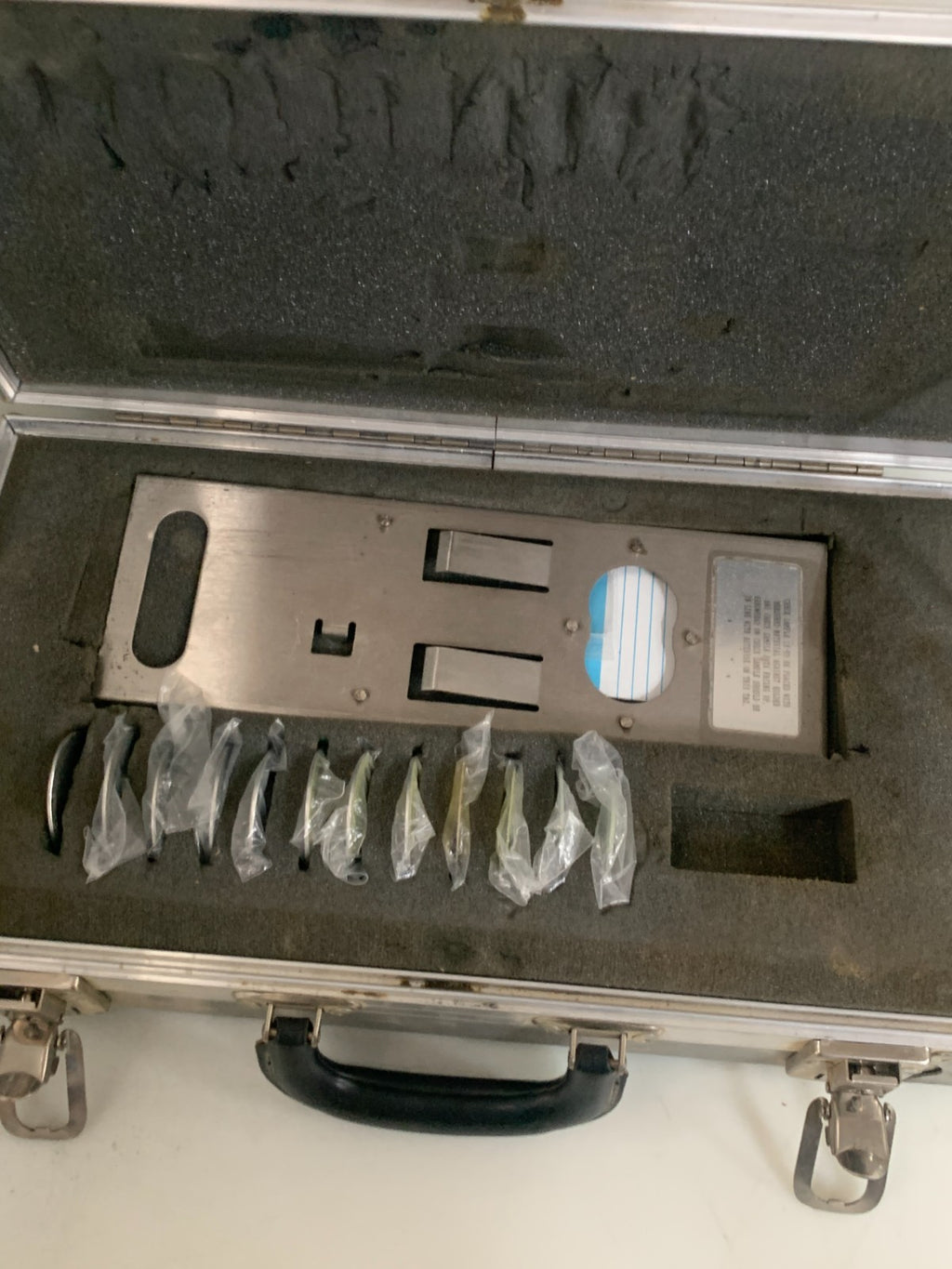 ABB PROCESS AUTOMATION GK-130123-CHECK SAMPLE KIT IN CASE2